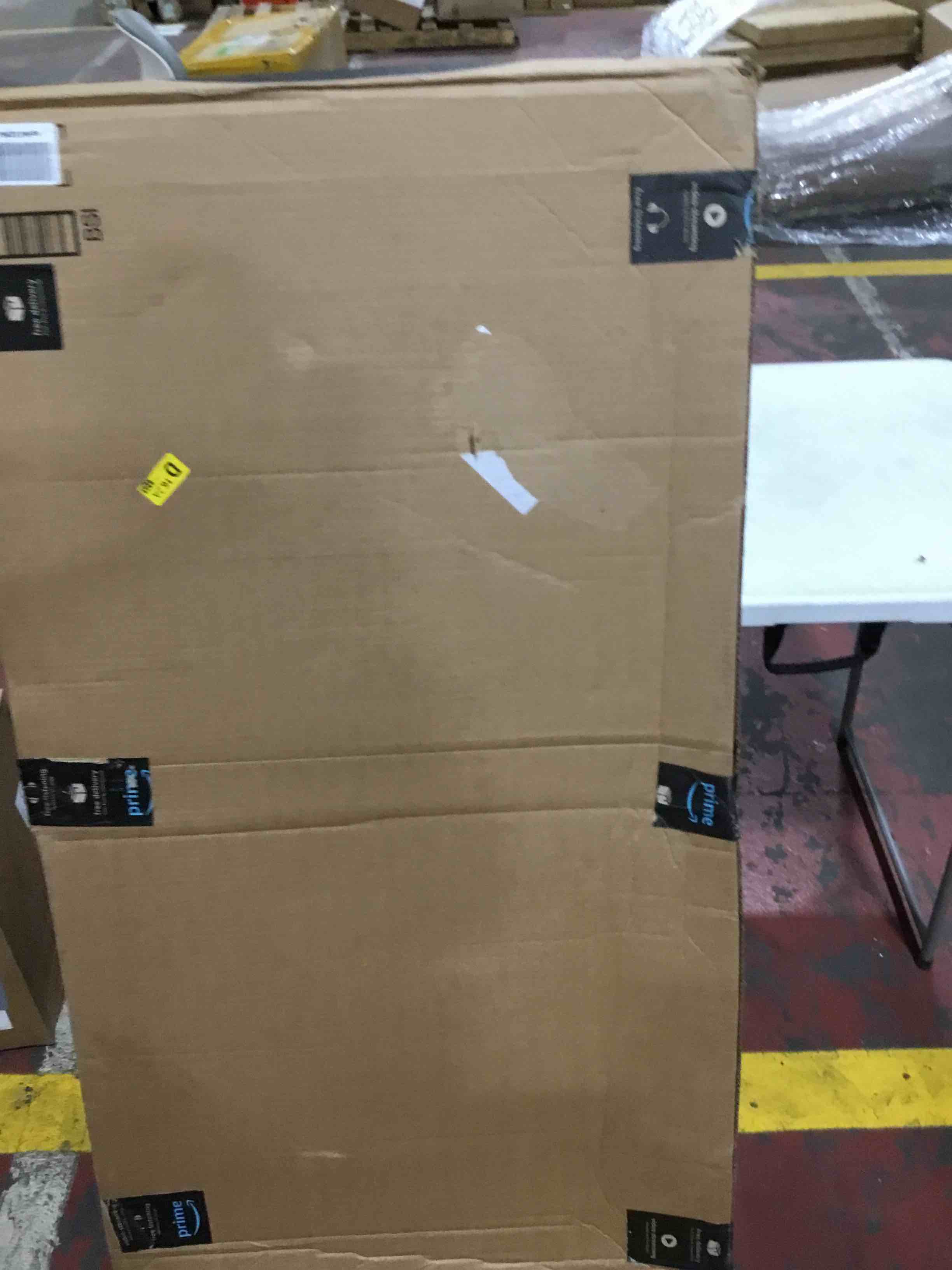 https://s3.amazonaws.com/lotting-images-prod/bidfta/RED6213360_1714077363222.jpeg