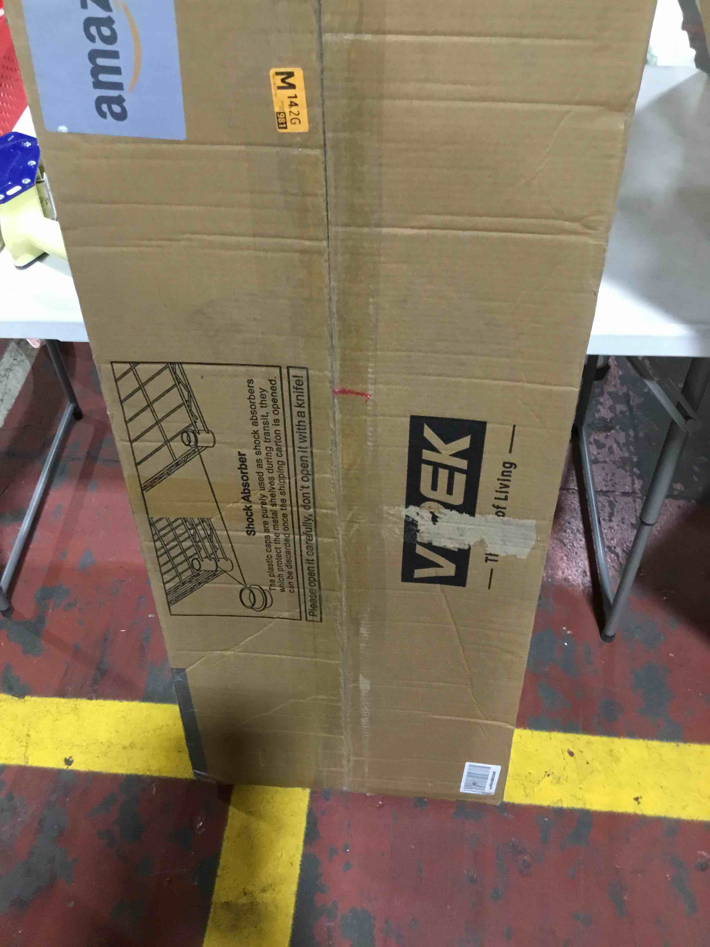 https://s3.amazonaws.com/lotting-images-prod/bidfta/RED6213364_1714079303059.jpeg