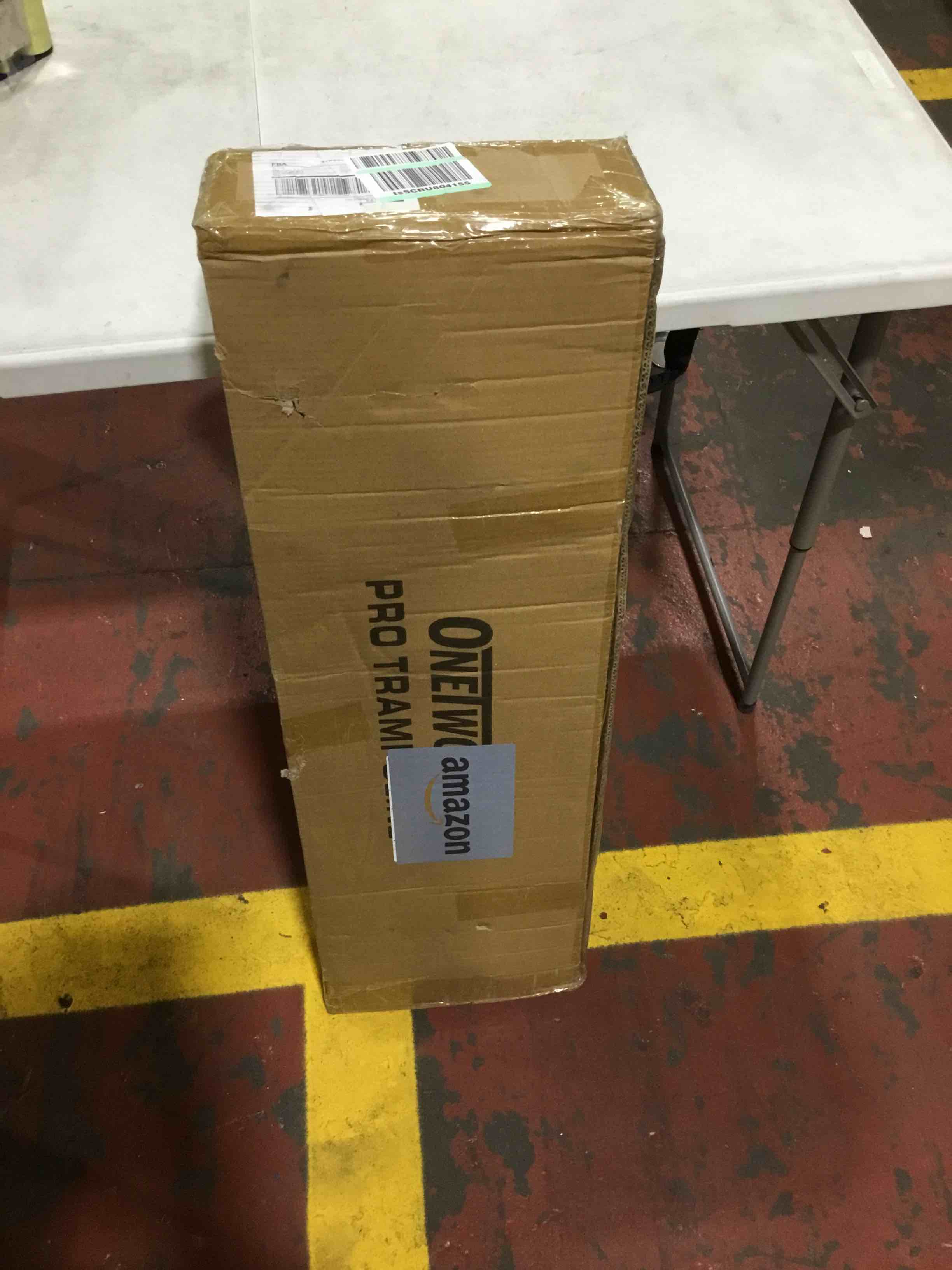 https://s3.amazonaws.com/lotting-images-prod/bidfta/RED6213365_1714079451959.jpeg