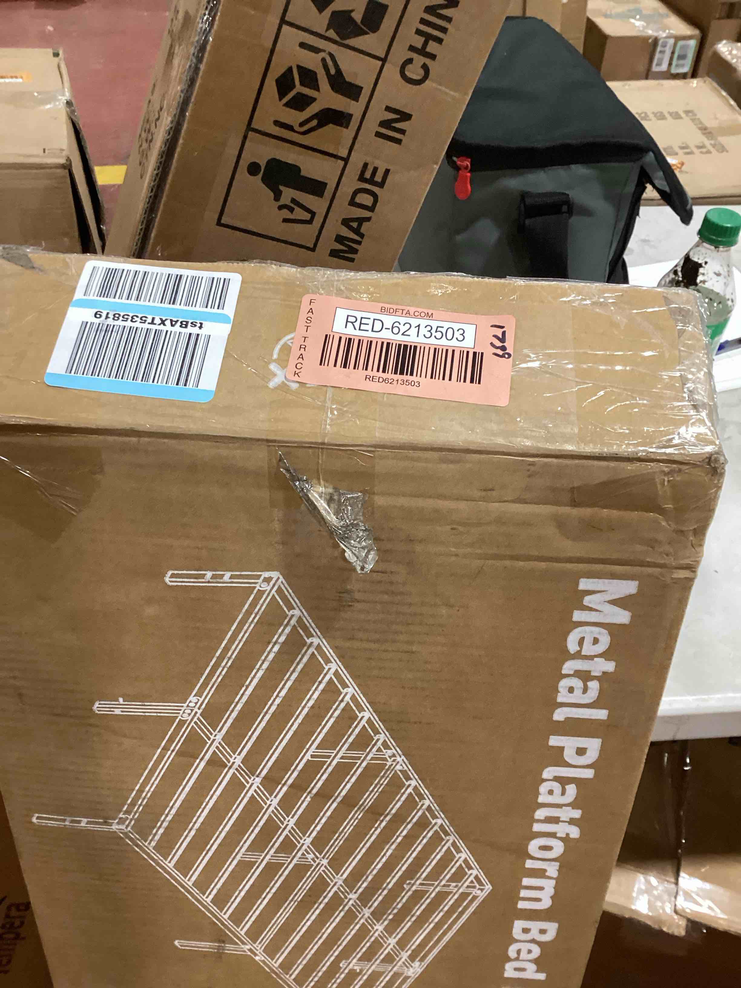 https://s3.amazonaws.com/lotting-images-prod/bidfta/RED6213503_1712929014469.jpeg