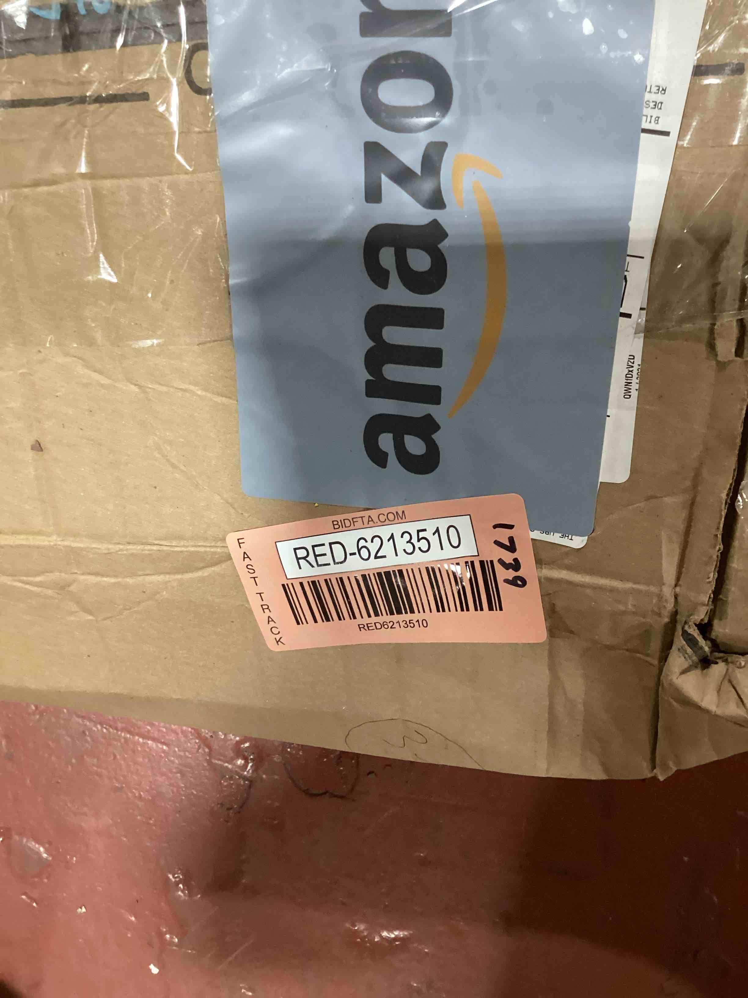 https://s3.amazonaws.com/lotting-images-prod/bidfta/RED6213510_1712926424551.jpeg