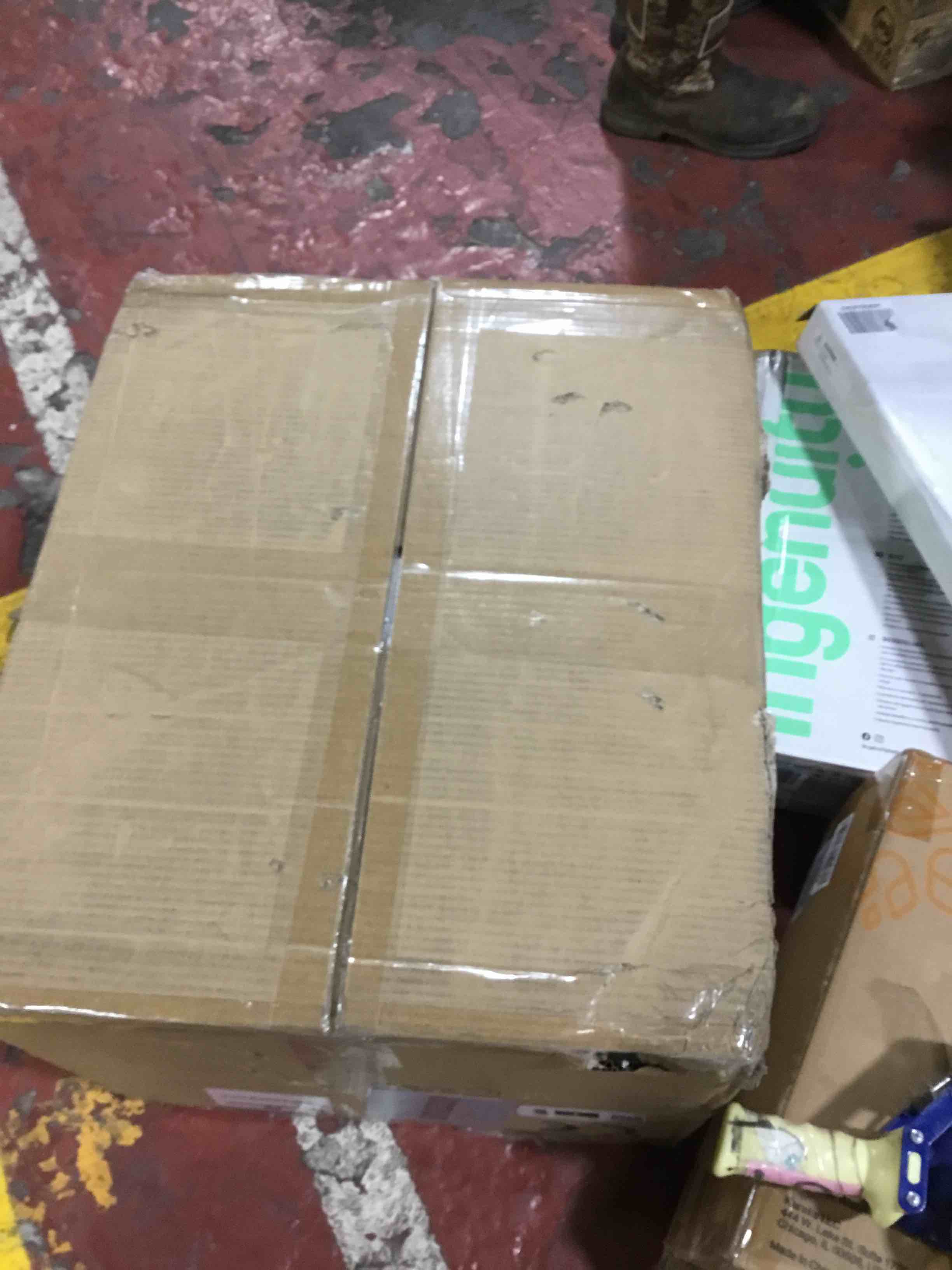 https://s3.amazonaws.com/lotting-images-prod/bidfta/RED6213601_1713384685052.jpeg