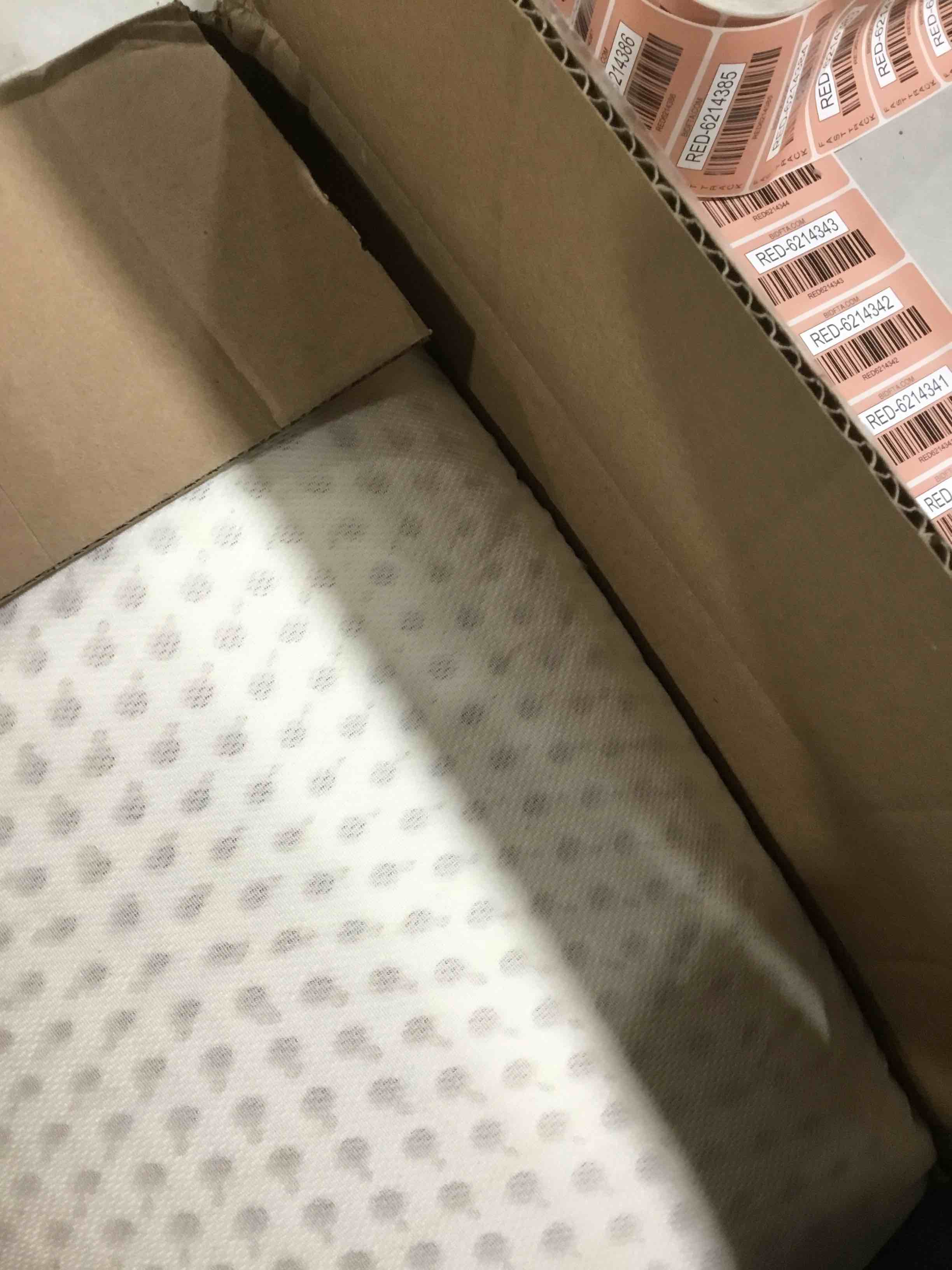 https://s3.amazonaws.com/lotting-images-prod/bidfta/RED6214375_1714750732744.jpeg