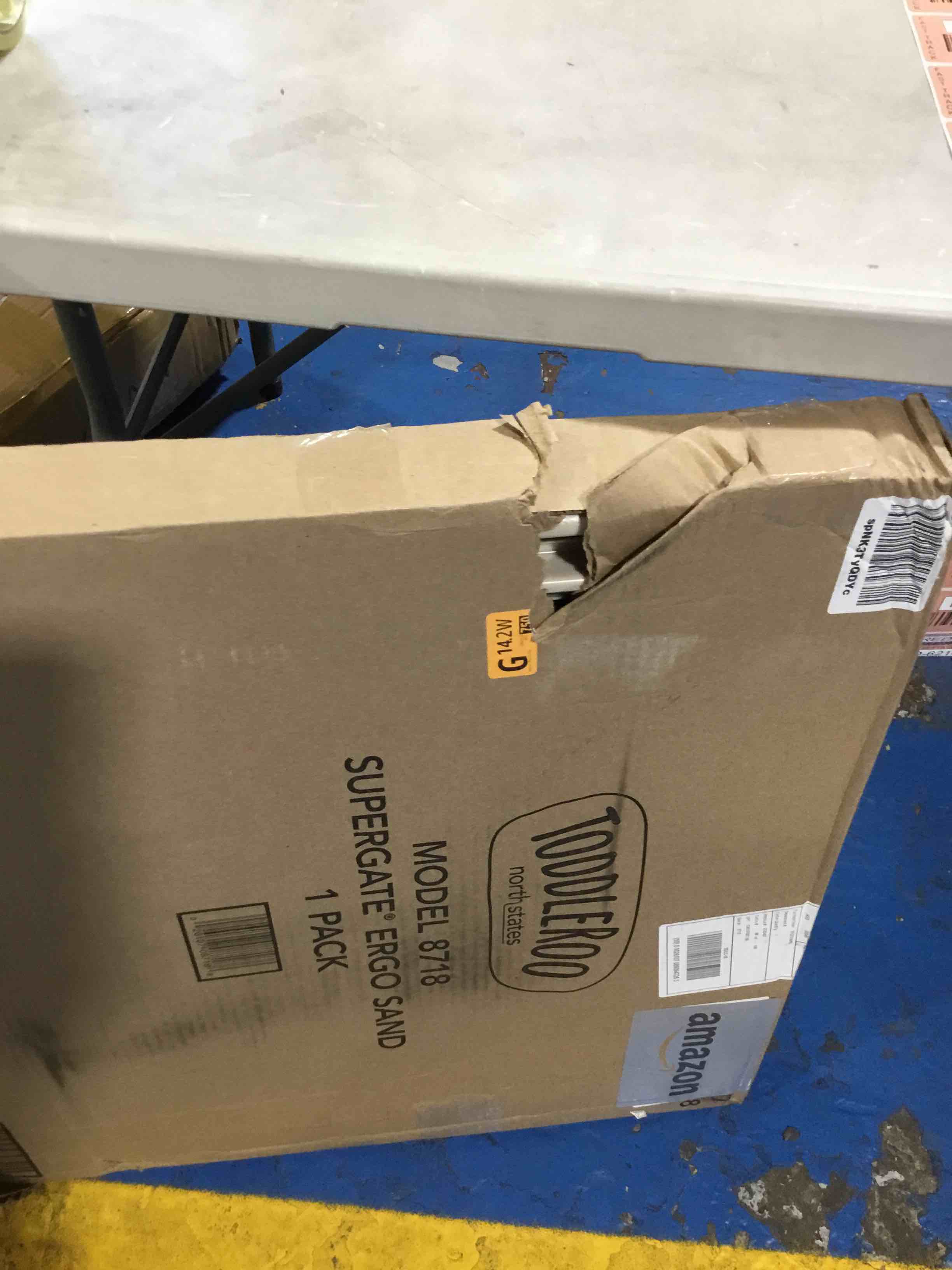 https://s3.amazonaws.com/lotting-images-prod/bidfta/RED6214751_1718306906808.jpeg