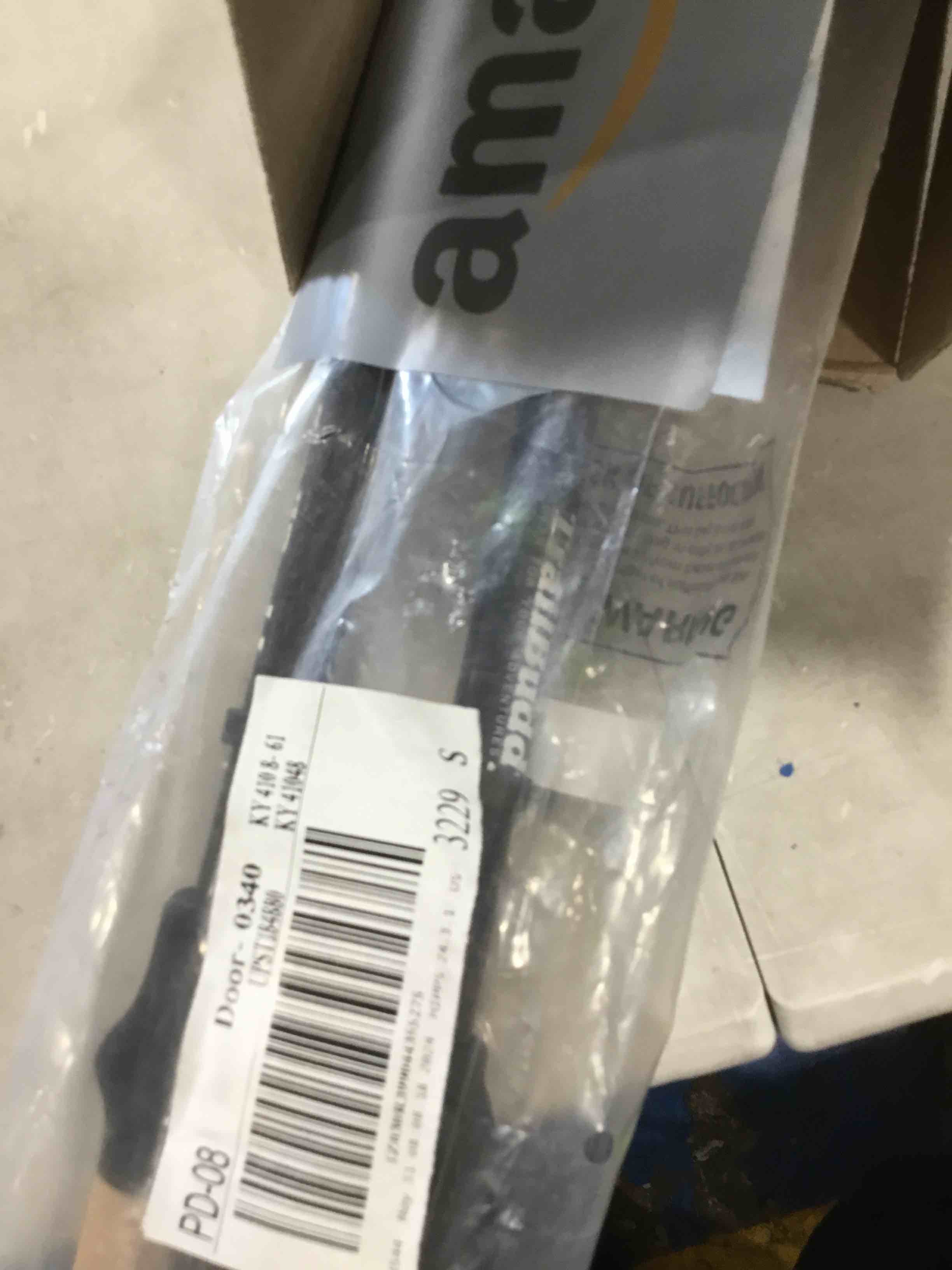 https://s3.amazonaws.com/lotting-images-prod/bidfta/RED6214764_1718309363372.jpeg