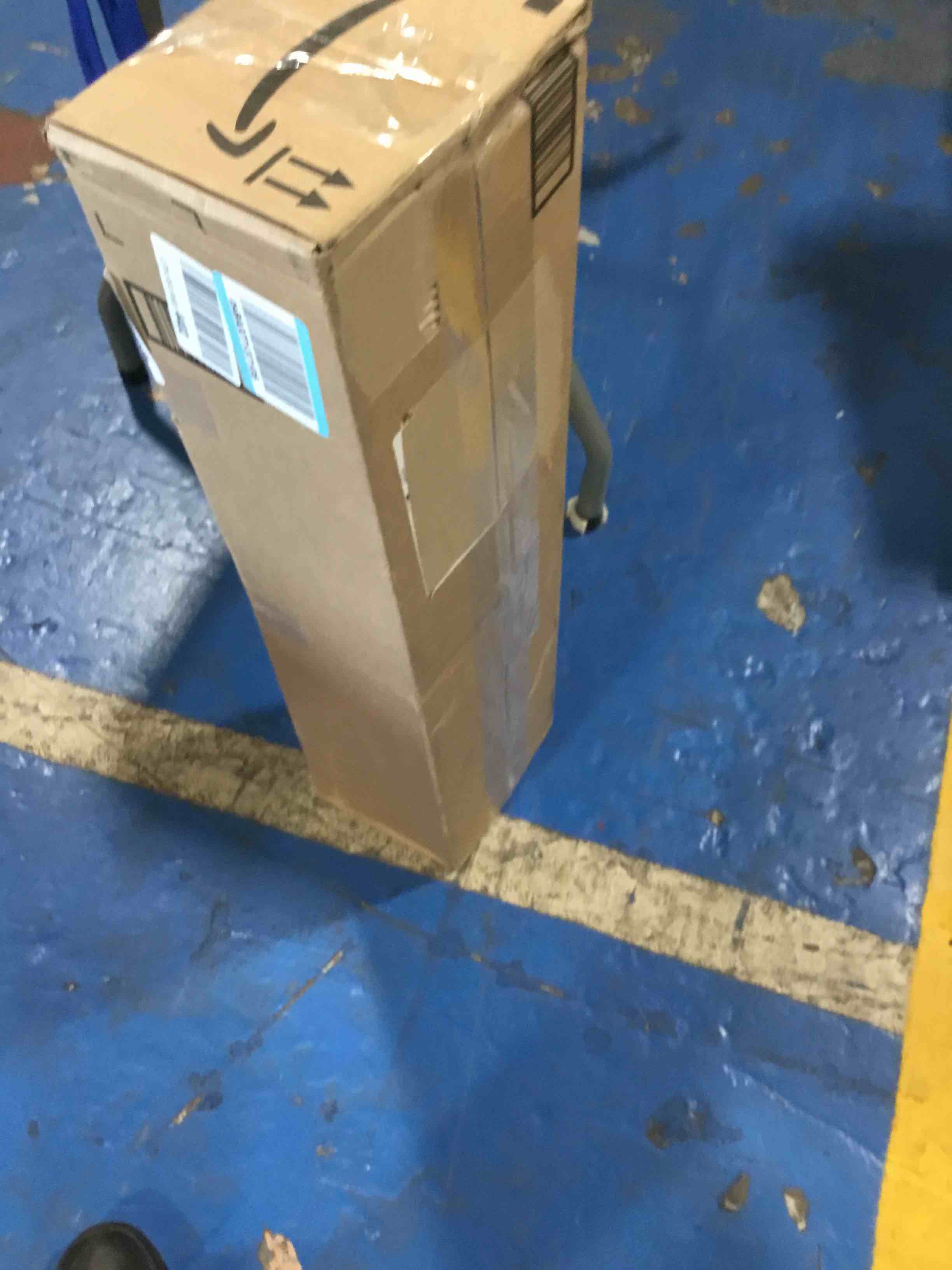 https://s3.amazonaws.com/lotting-images-prod/bidfta/RED6214770_1718314596688.jpeg