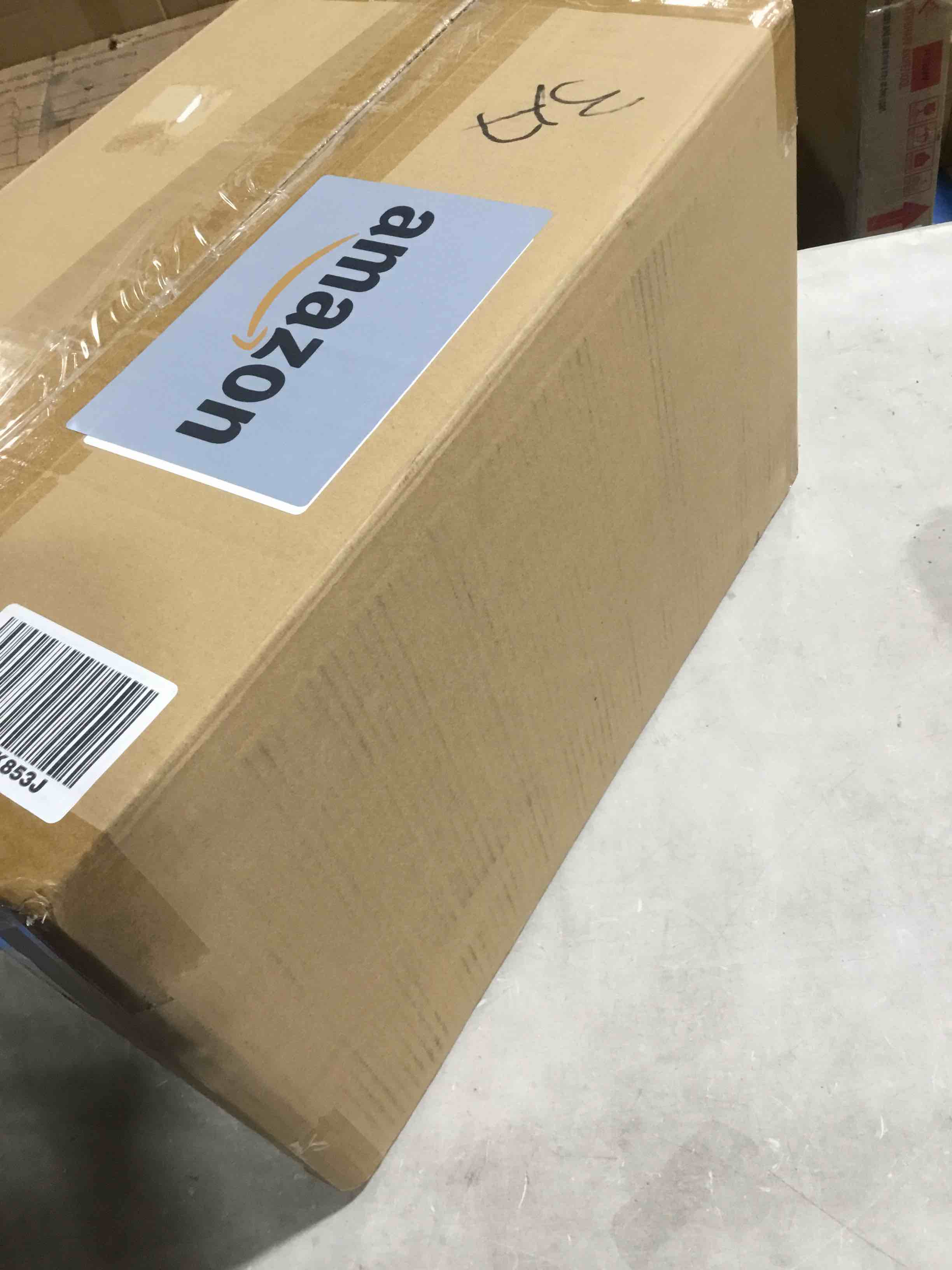 https://s3.amazonaws.com/lotting-images-prod/bidfta/RED6214802_1719235257695.jpeg