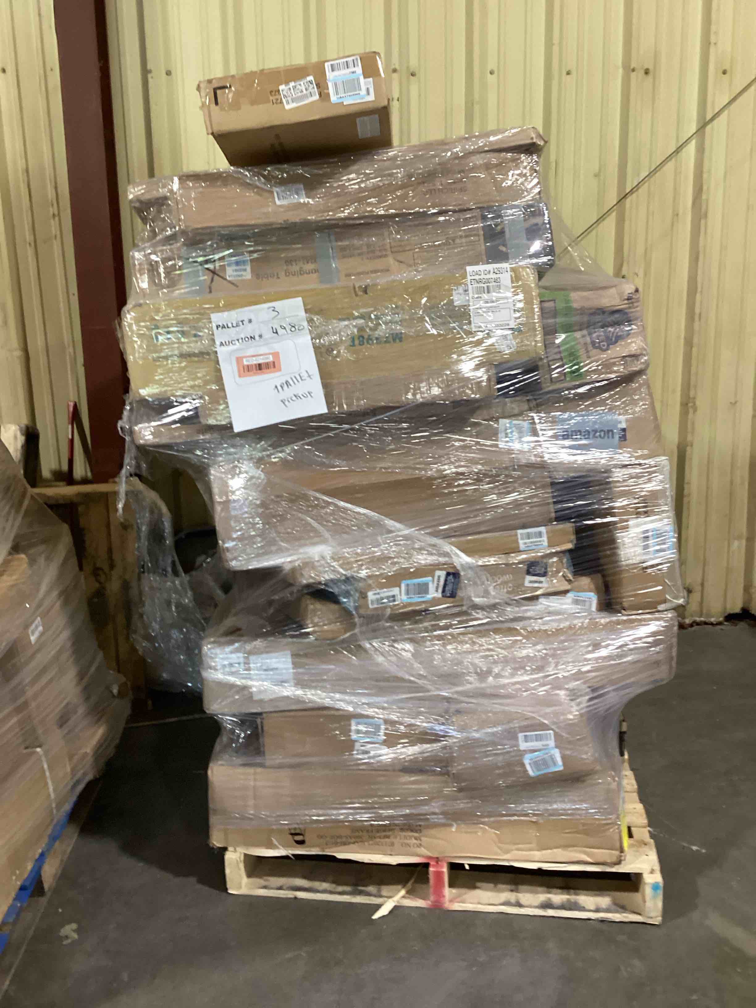https://s3.amazonaws.com/lotting-images-prod/bidfta/RED6214980_1720876372138.jpeg