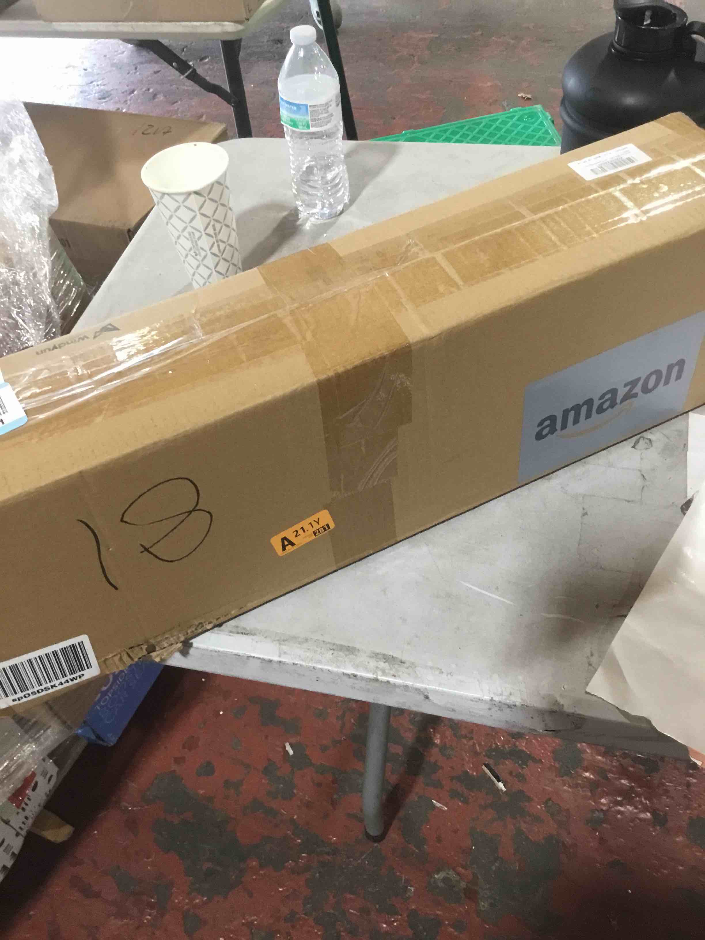 https://s3.amazonaws.com/lotting-images-prod/bidfta/RED6215293_1722373354199.jpeg