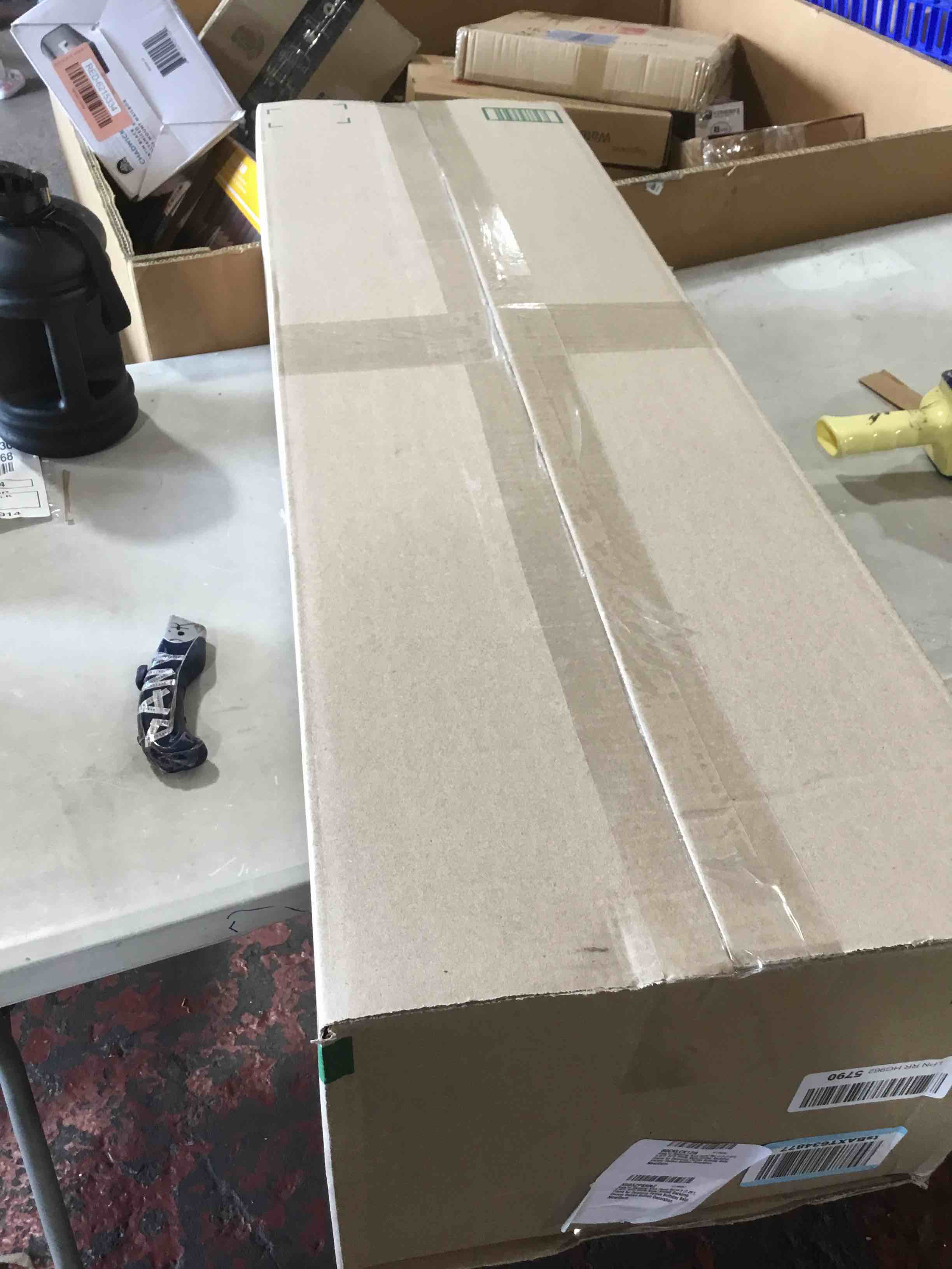 https://s3.amazonaws.com/lotting-images-prod/bidfta/RED6215335_1722447541633.jpeg