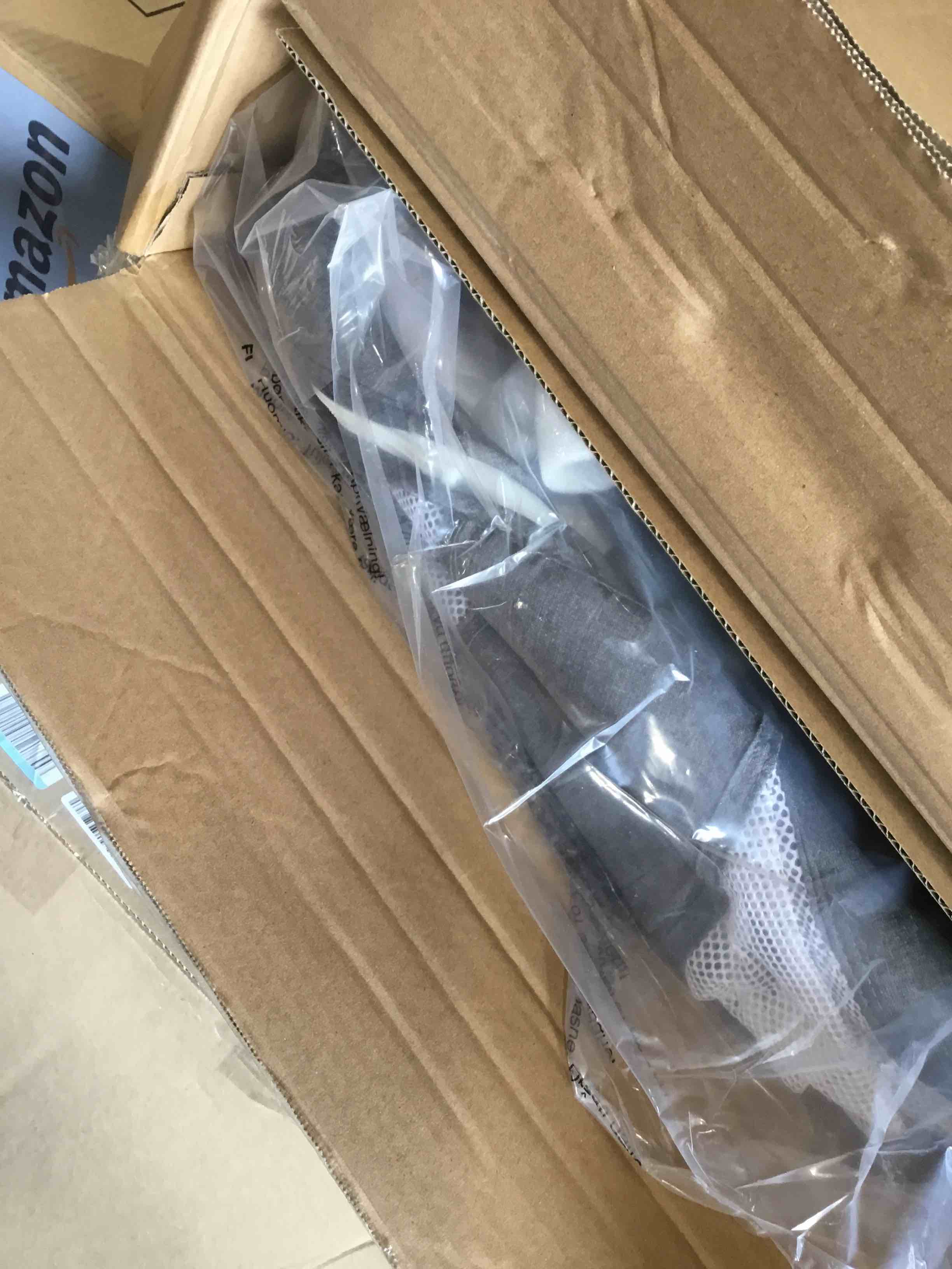 https://s3.amazonaws.com/lotting-images-prod/bidfta/RED6215341_1722448277091.jpeg