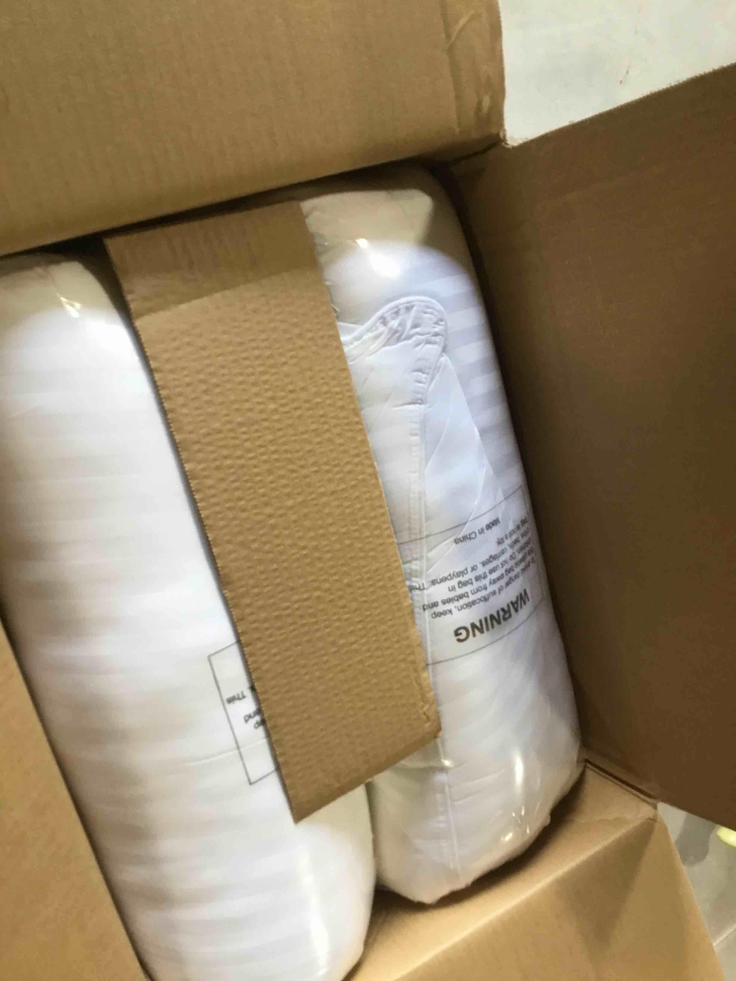 https://s3.amazonaws.com/lotting-images-prod/bidfta/RED6215349_1722450819166.jpeg