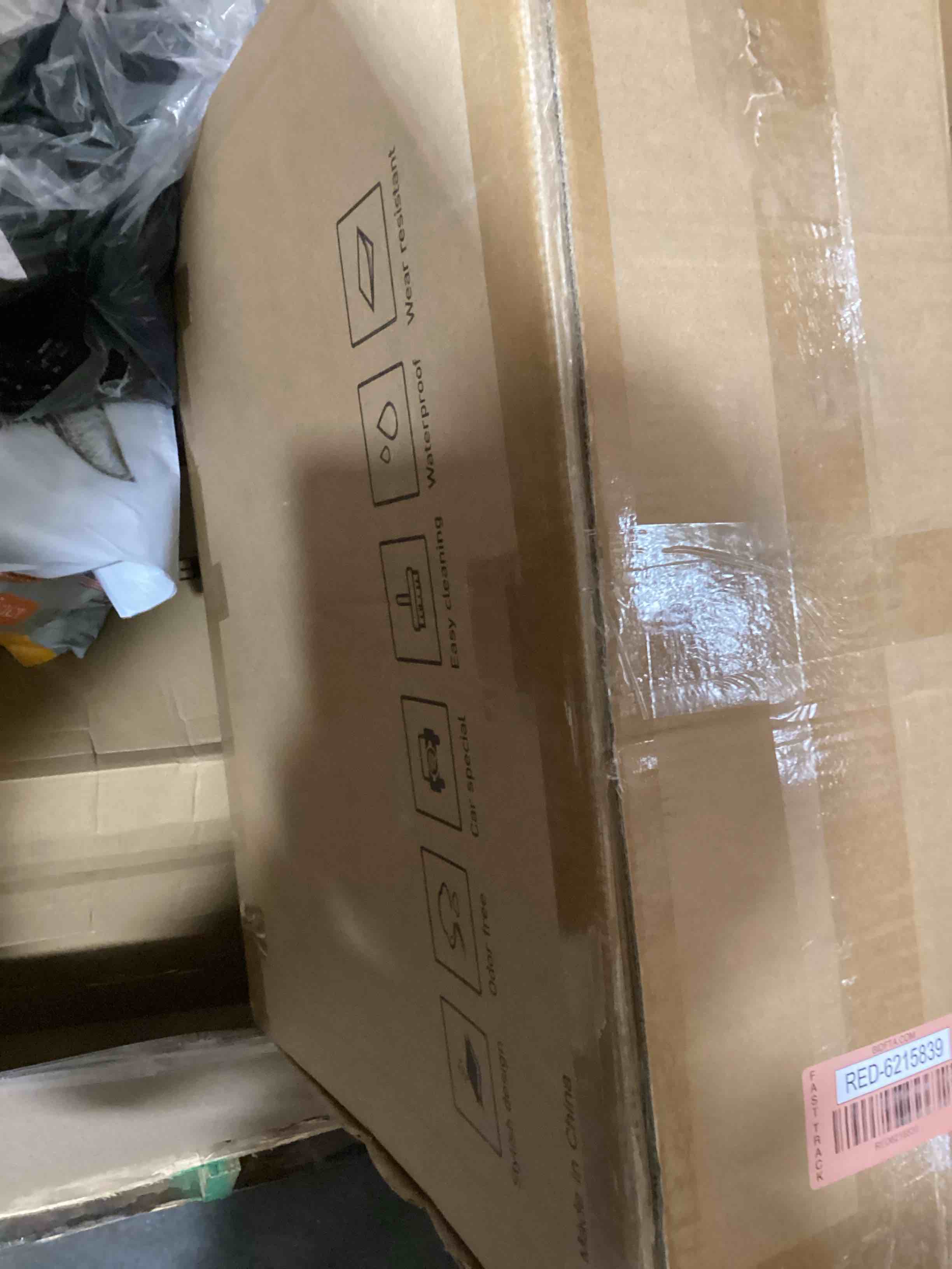 https://s3.amazonaws.com/lotting-images-prod/bidfta/RED6215839_1722876524493.jpeg
