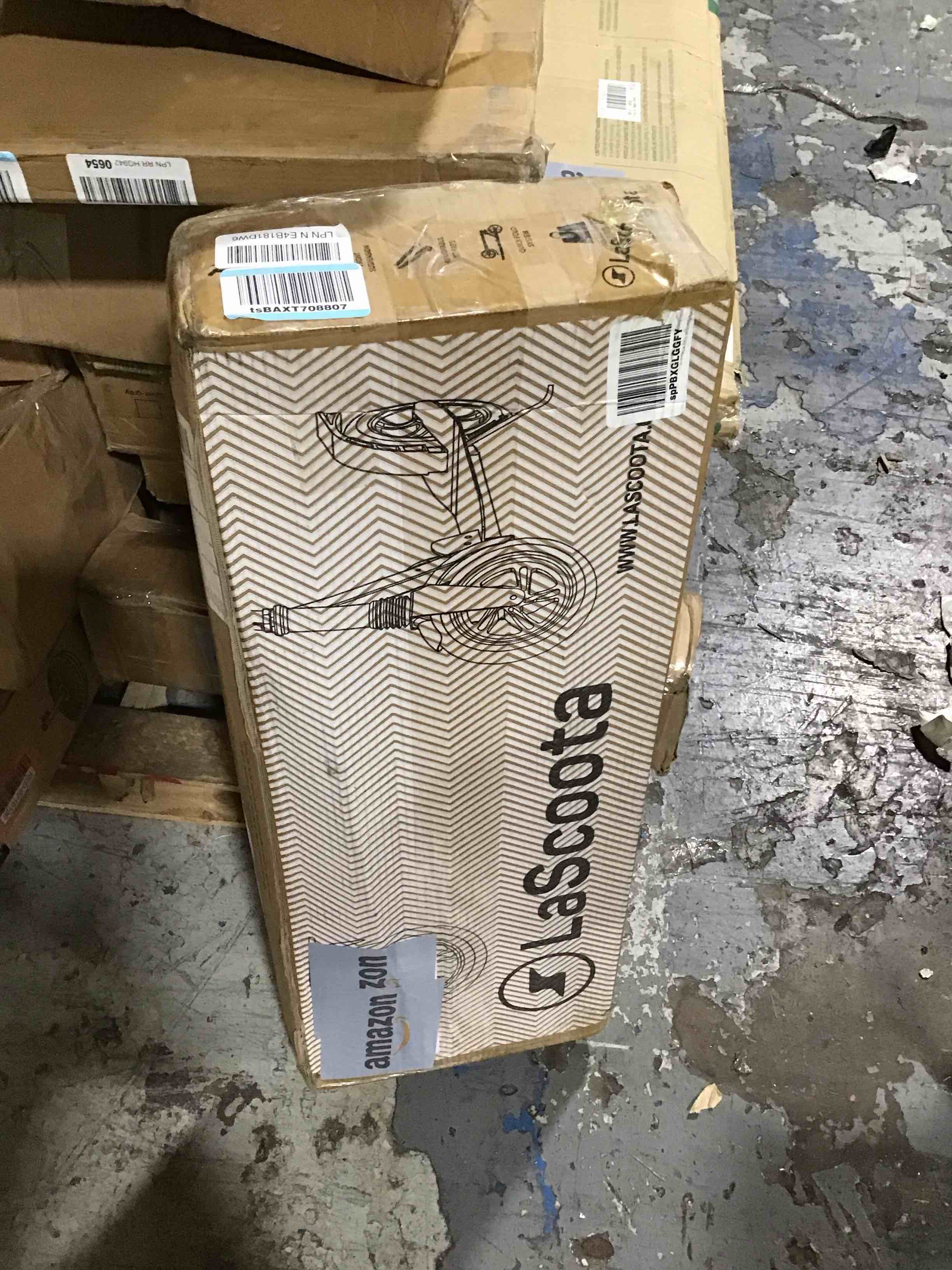 https://s3.amazonaws.com/lotting-images-prod/bidfta/RED6216187_1724687009723.jpeg