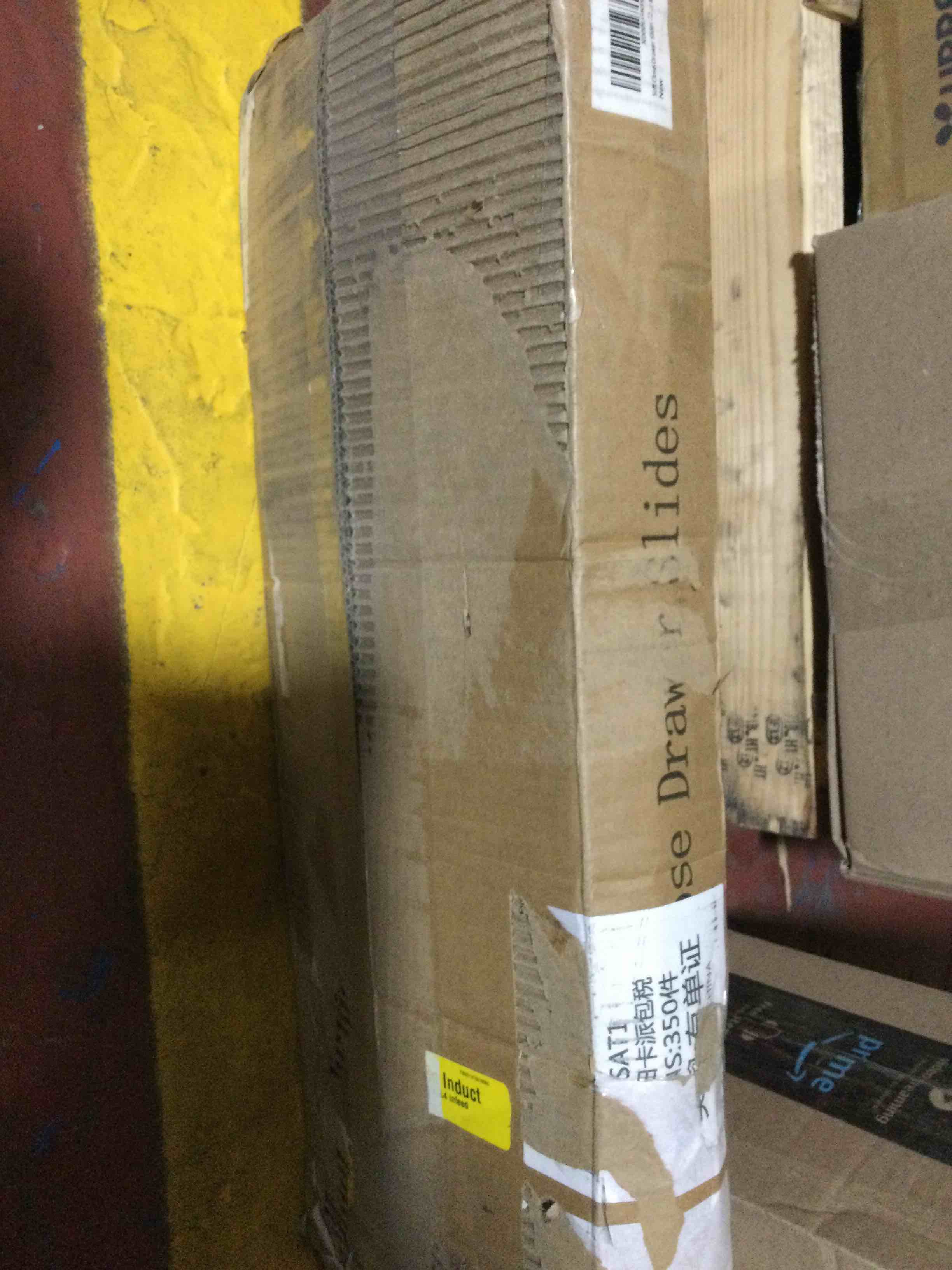 https://s3.amazonaws.com/lotting-images-prod/bidfta/RED6216648_1713450348432.jpeg
