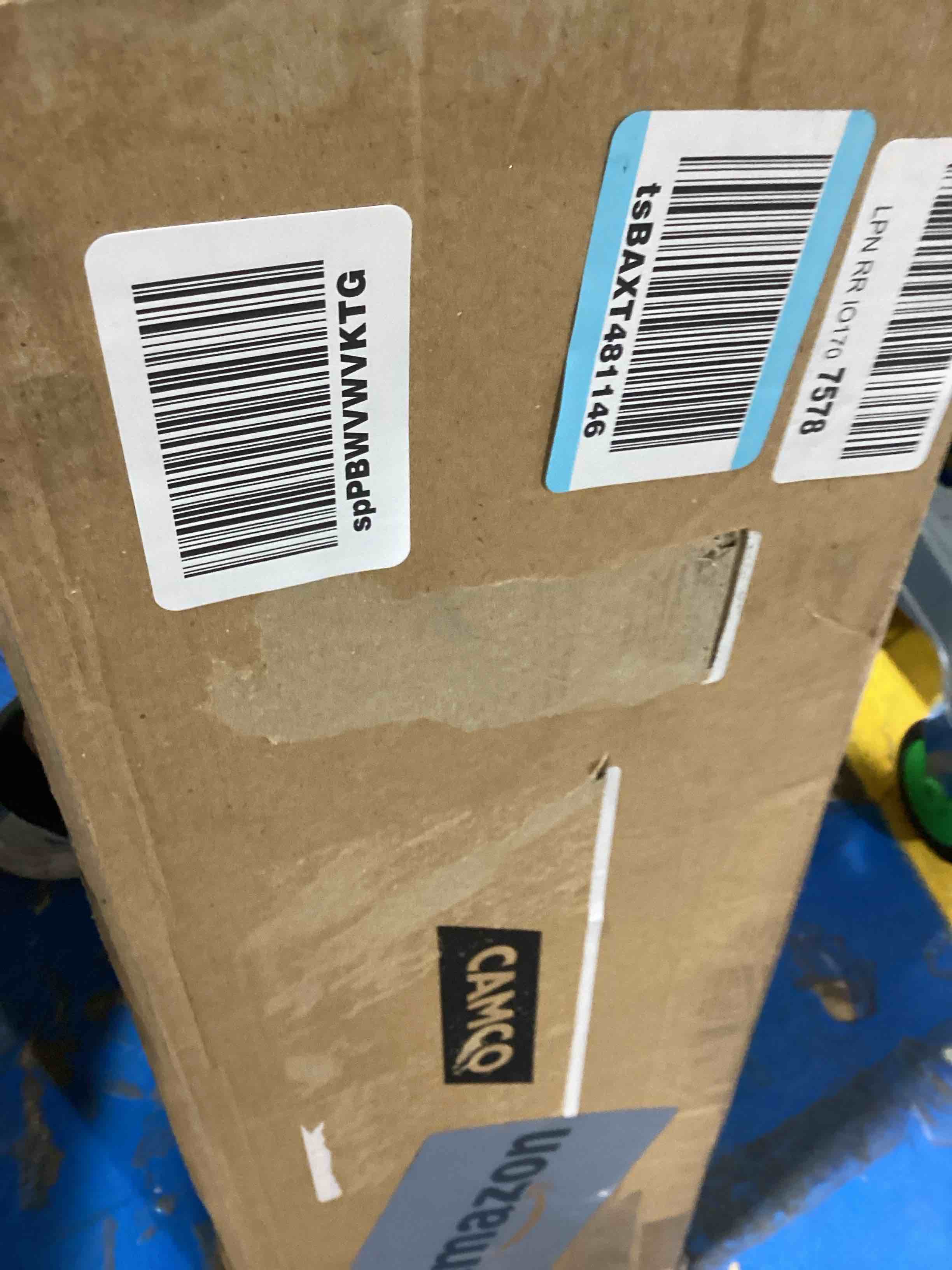 https://s3.amazonaws.com/lotting-images-prod/bidfta/RED6217212_1715021145638.jpeg