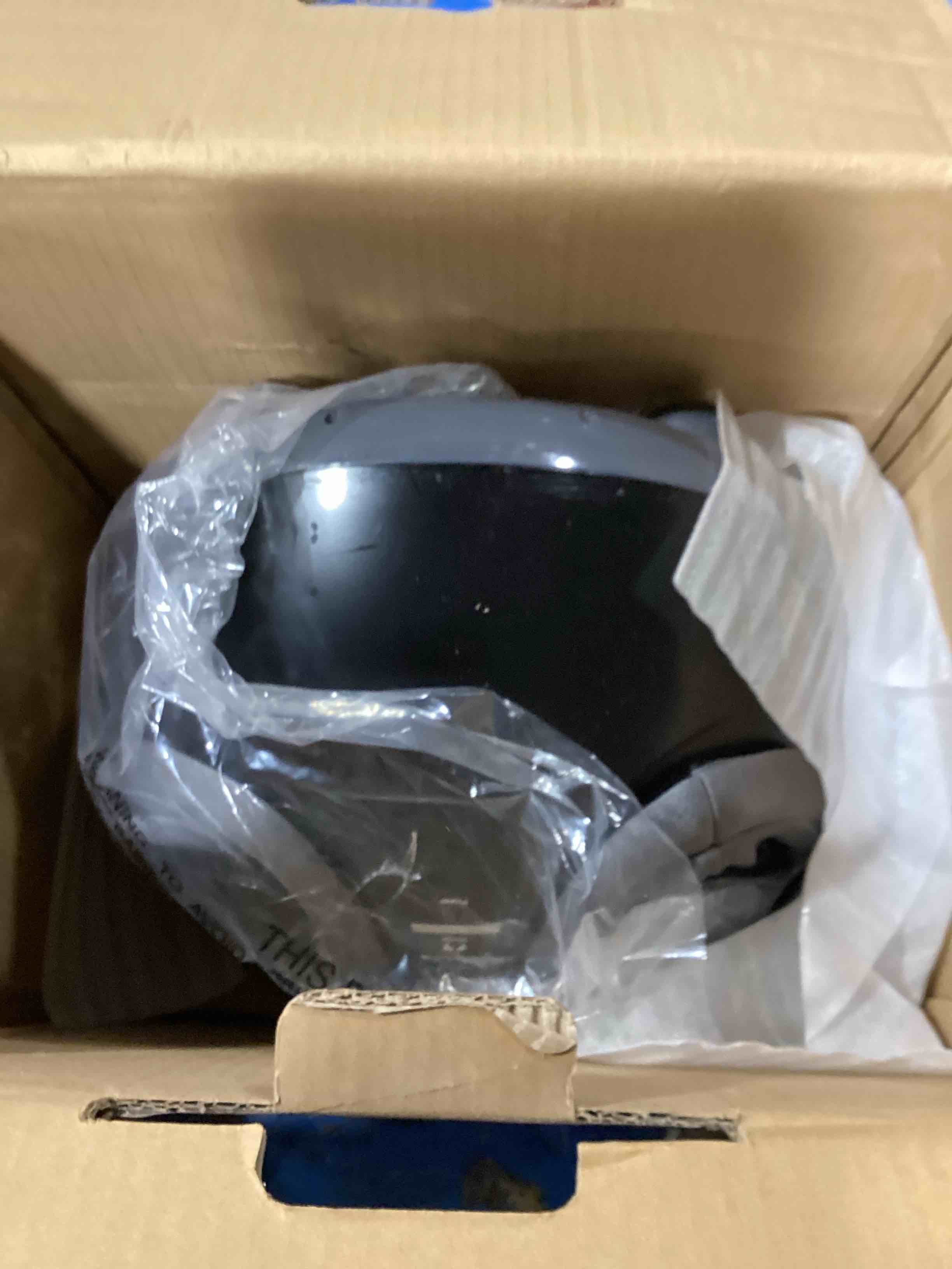 https://s3.amazonaws.com/lotting-images-prod/bidfta/RED6217214_1715020732000.jpeg