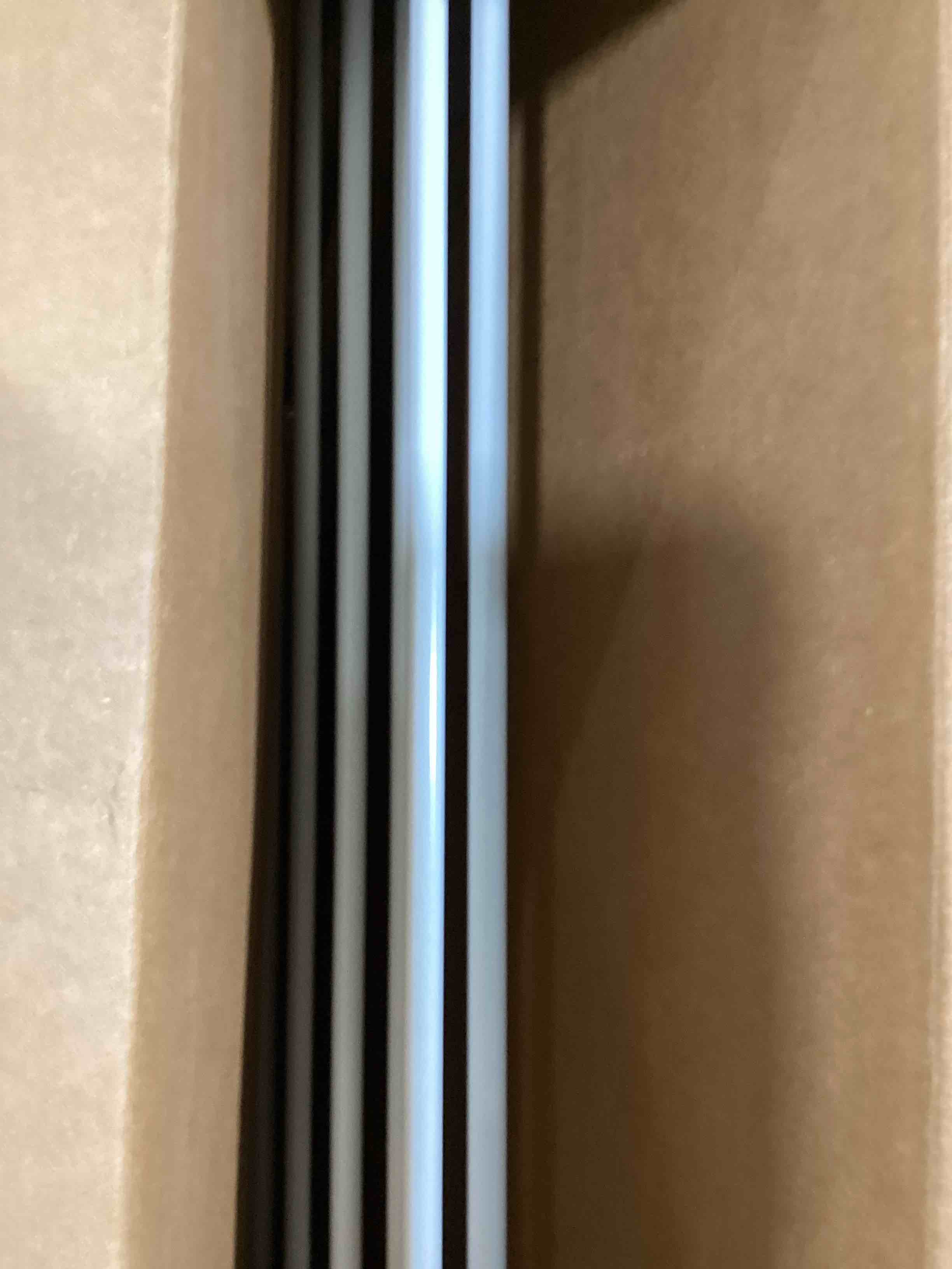 https://s3.amazonaws.com/lotting-images-prod/bidfta/RED6217277_1715094516008.jpeg