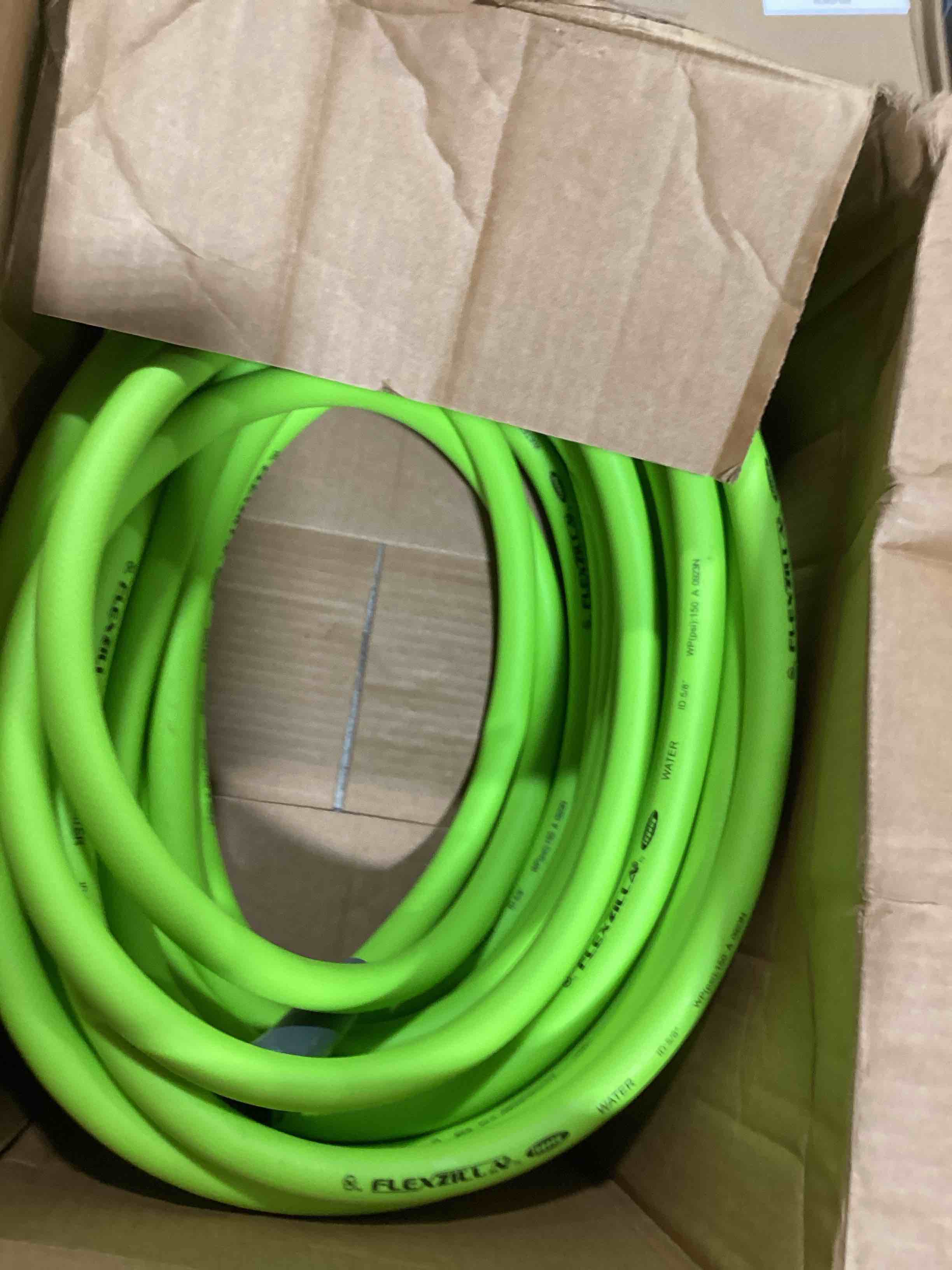https://s3.amazonaws.com/lotting-images-prod/bidfta/RED6217284_1715093402813.jpeg