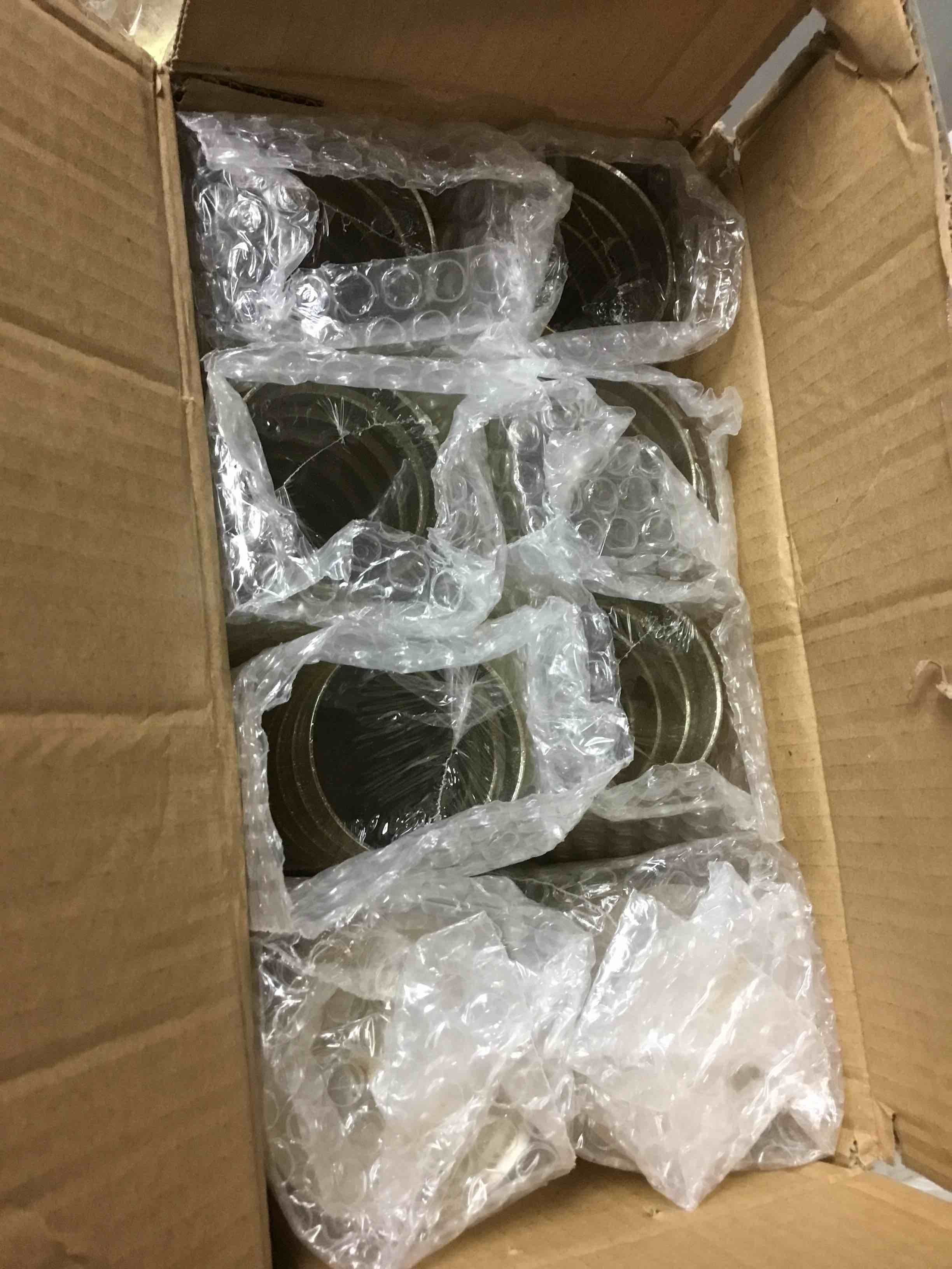 https://s3.amazonaws.com/lotting-images-prod/bidfta/RED6218081_1711647793320.jpeg