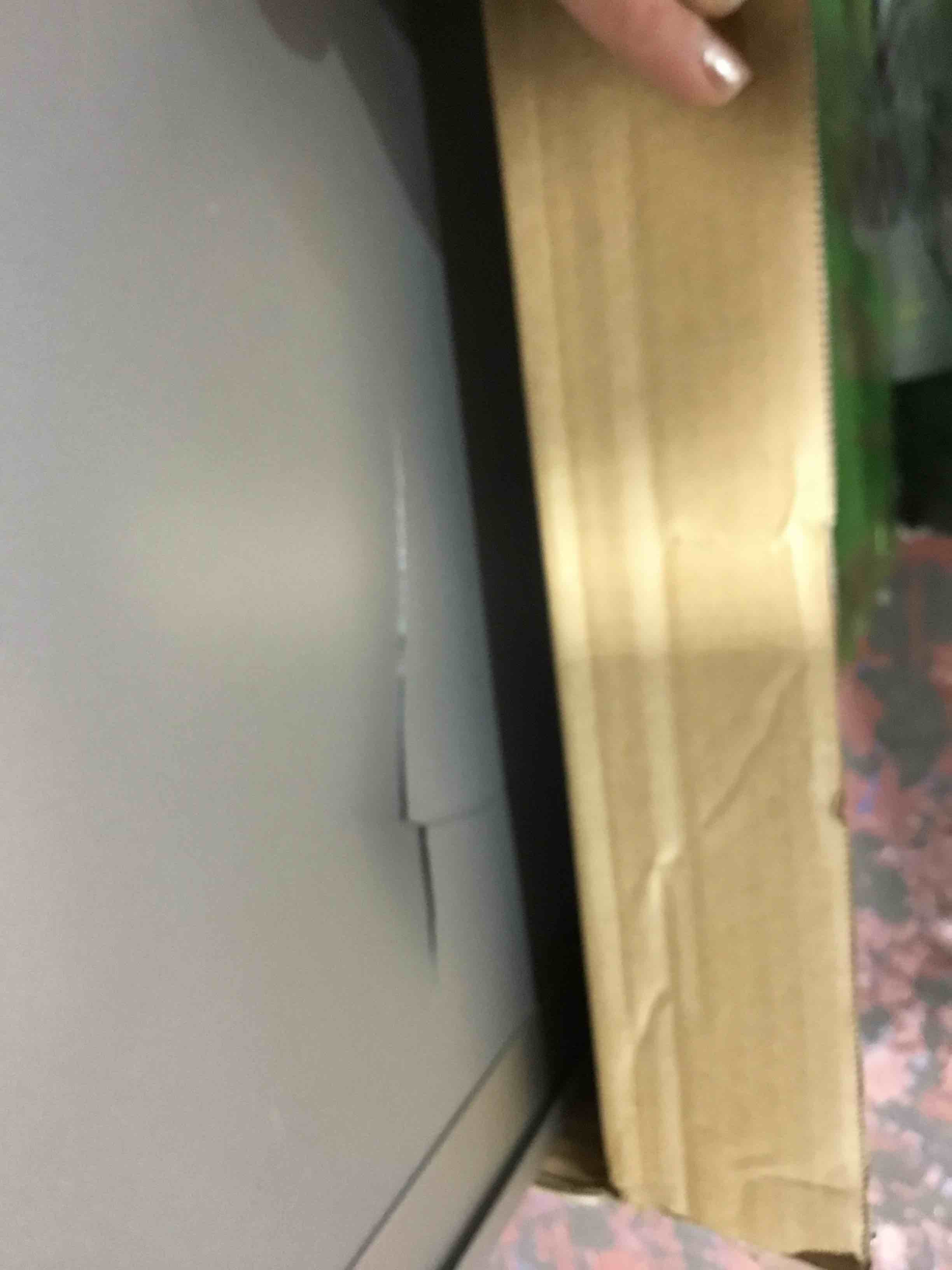 https://s3.amazonaws.com/lotting-images-prod/bidfta/RED6218970_1713271161069.jpeg