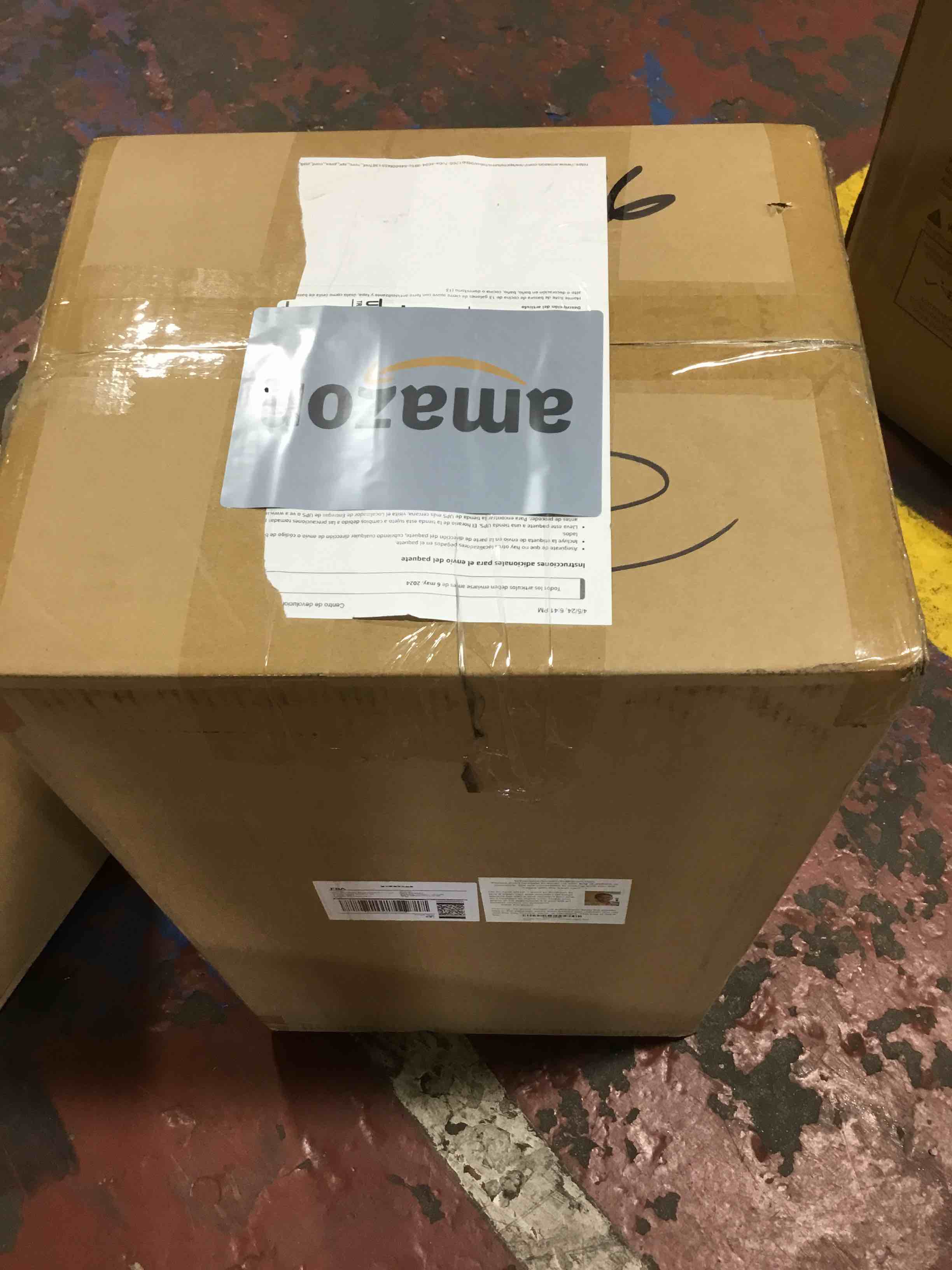 https://s3.amazonaws.com/lotting-images-prod/bidfta/RED6219005_1713279144268.jpeg
