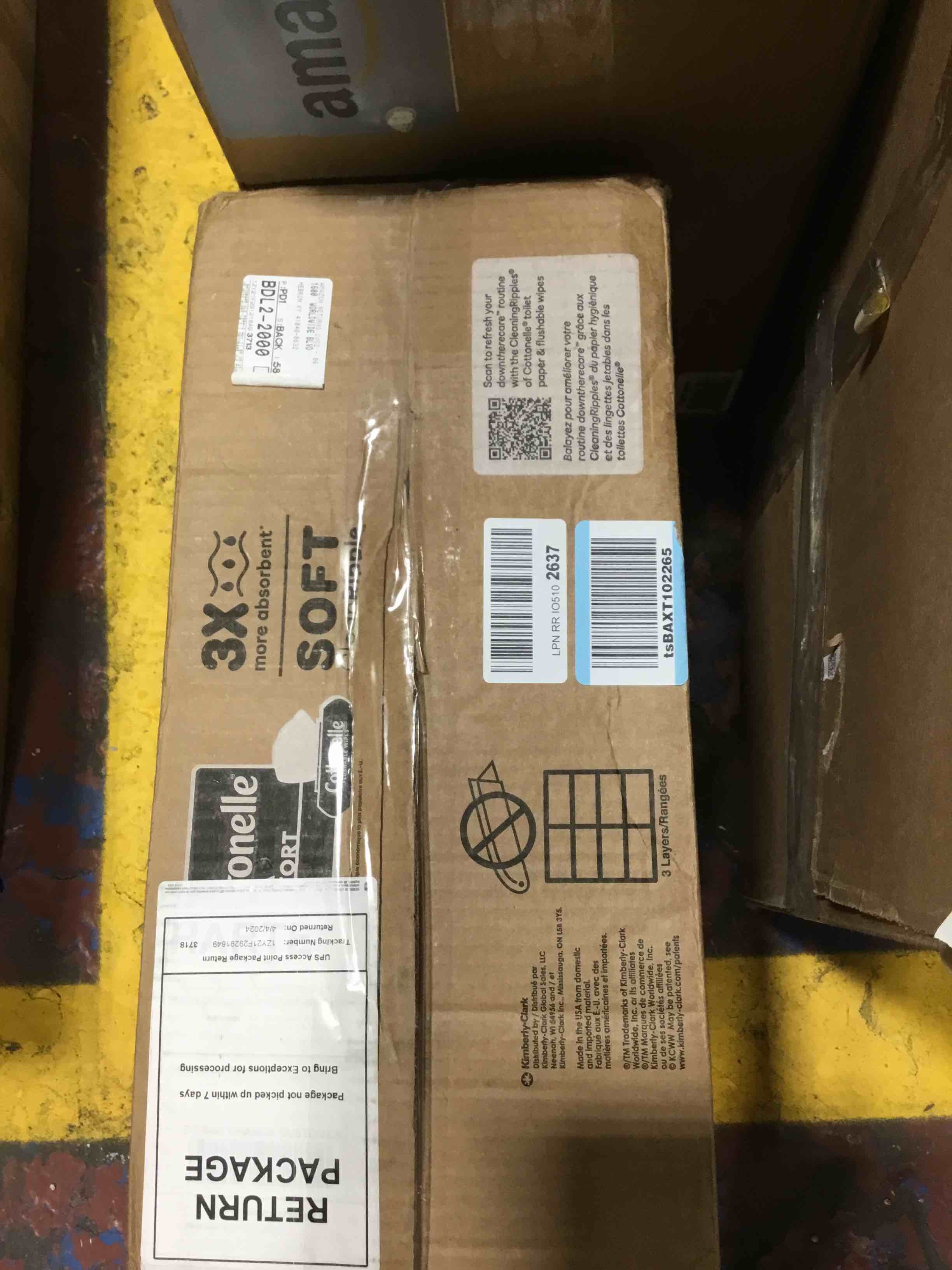 https://s3.amazonaws.com/lotting-images-prod/bidfta/RED6219011_1713279437562.jpeg