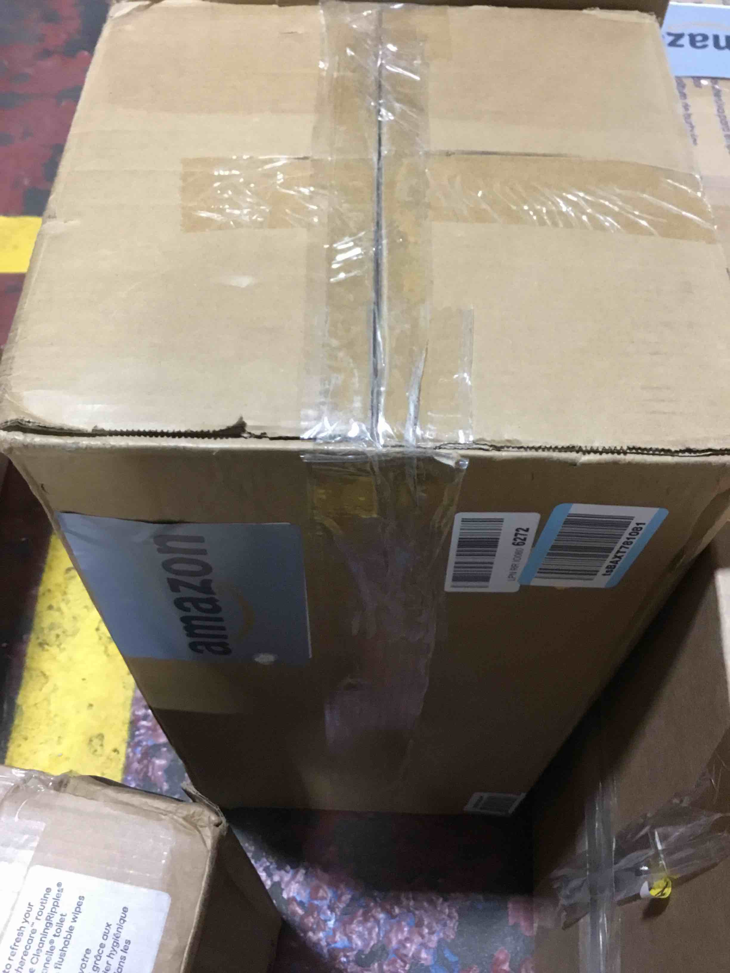 https://s3.amazonaws.com/lotting-images-prod/bidfta/RED6219012_1713279346438.jpeg