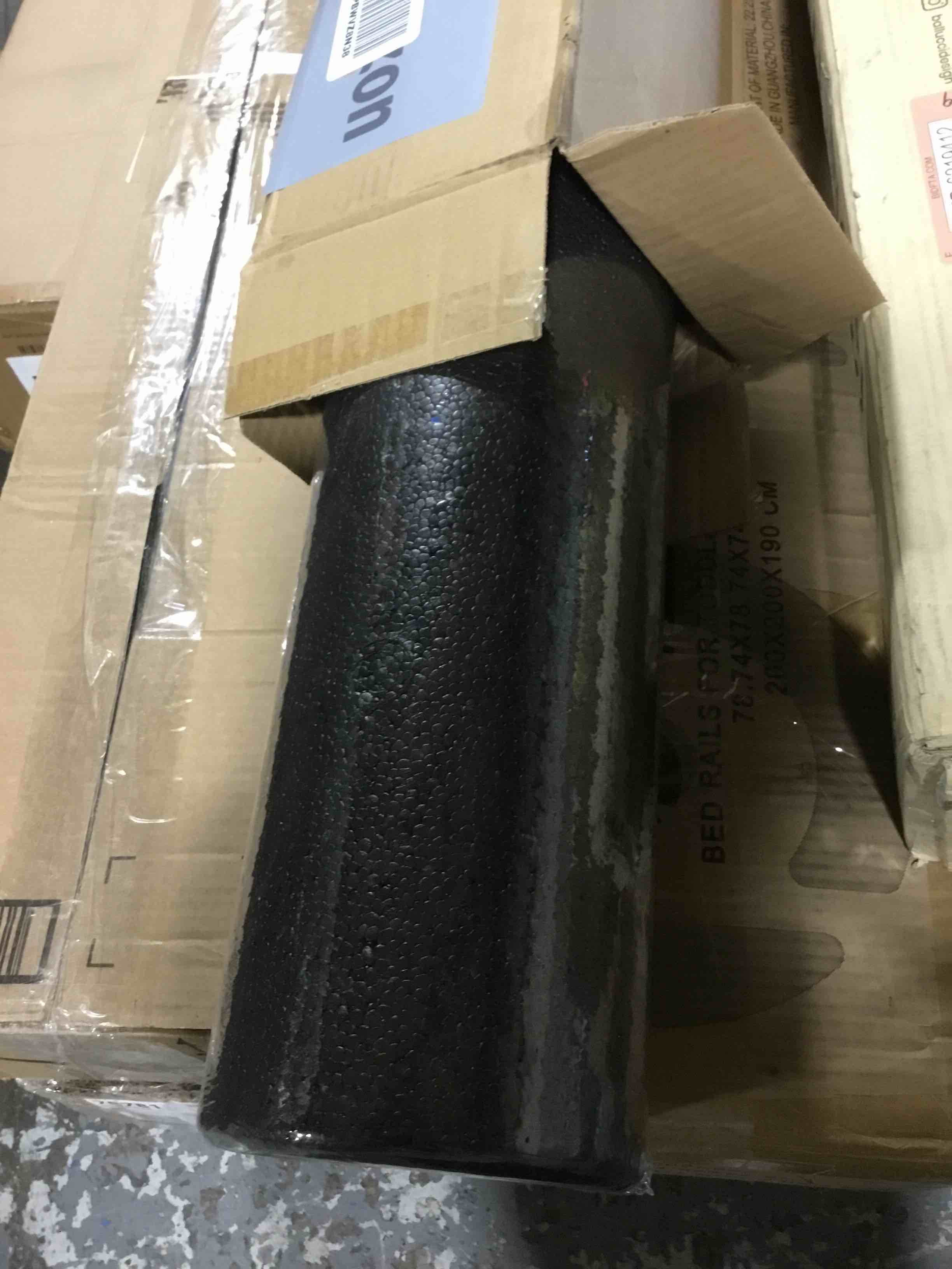 https://s3.amazonaws.com/lotting-images-prod/bidfta/RED6219410_1713967156517.jpeg