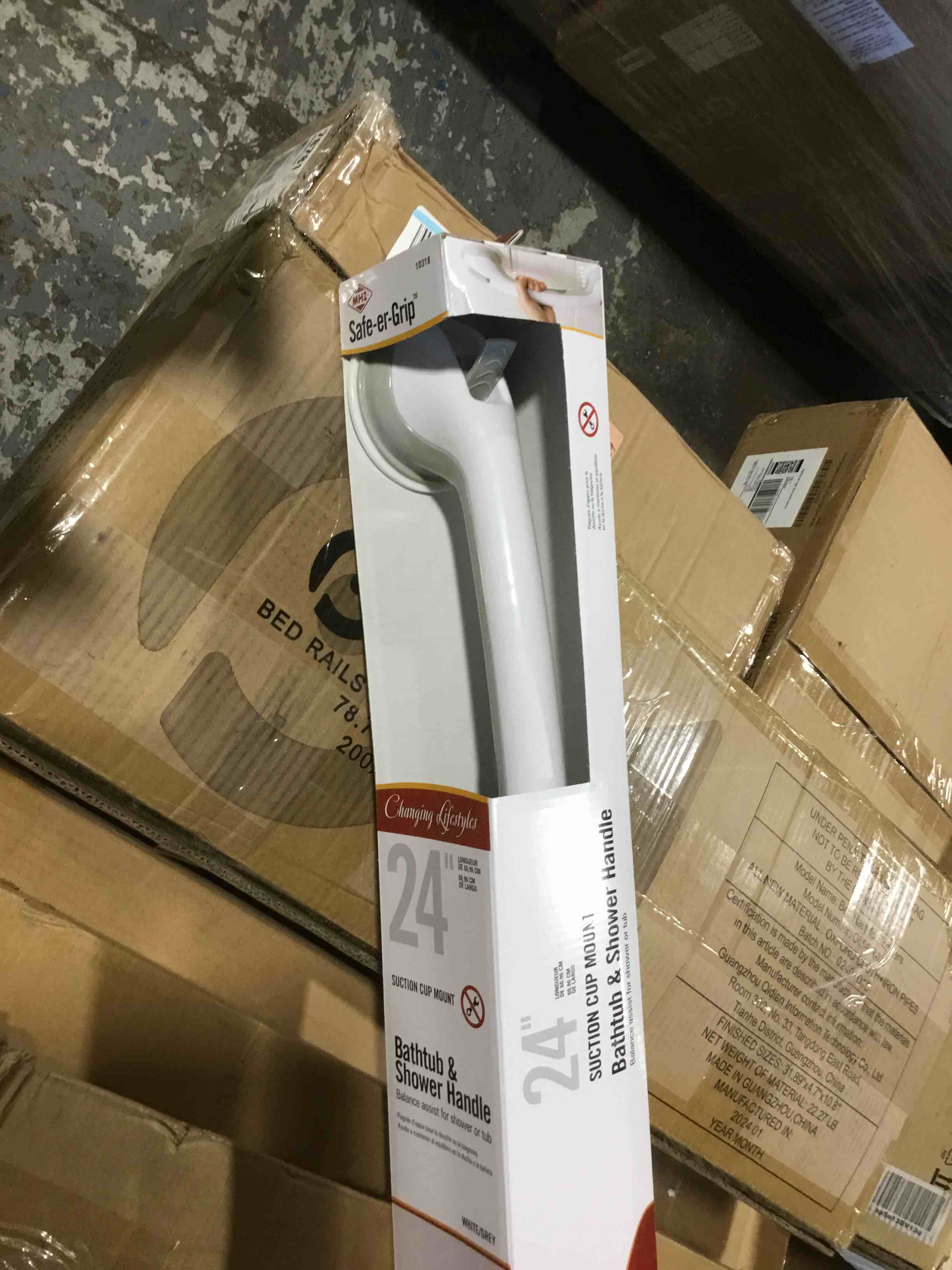 https://s3.amazonaws.com/lotting-images-prod/bidfta/RED6219413_1713964943106.jpeg