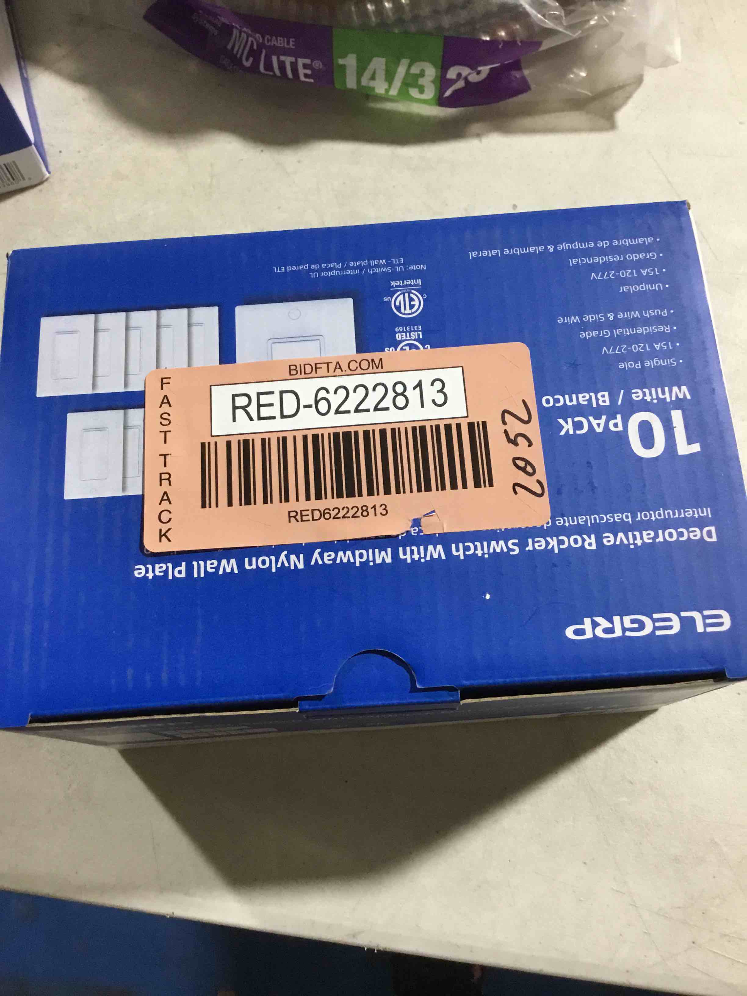 https://s3.amazonaws.com/lotting-images-prod/bidfta/RED6222814_1714418026062.jpeg