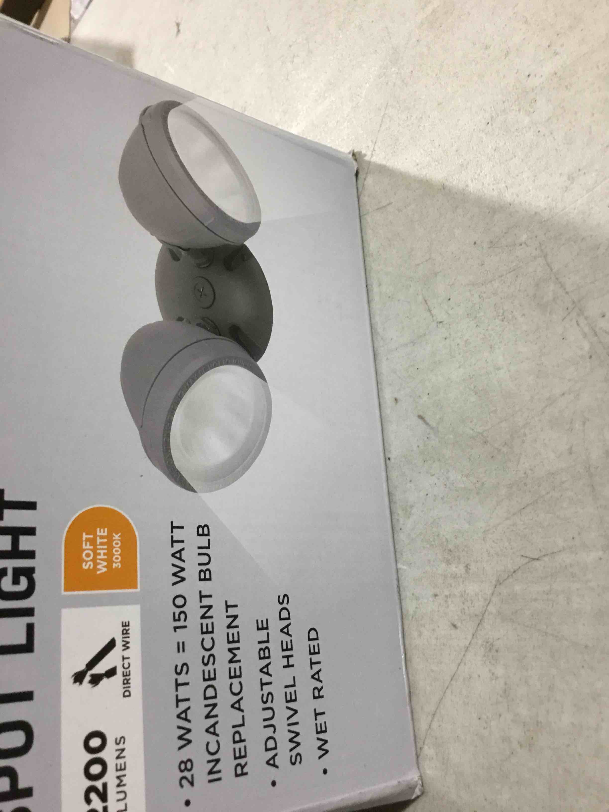 https://s3.amazonaws.com/lotting-images-prod/bidfta/RED6222878_1714420766080.jpeg