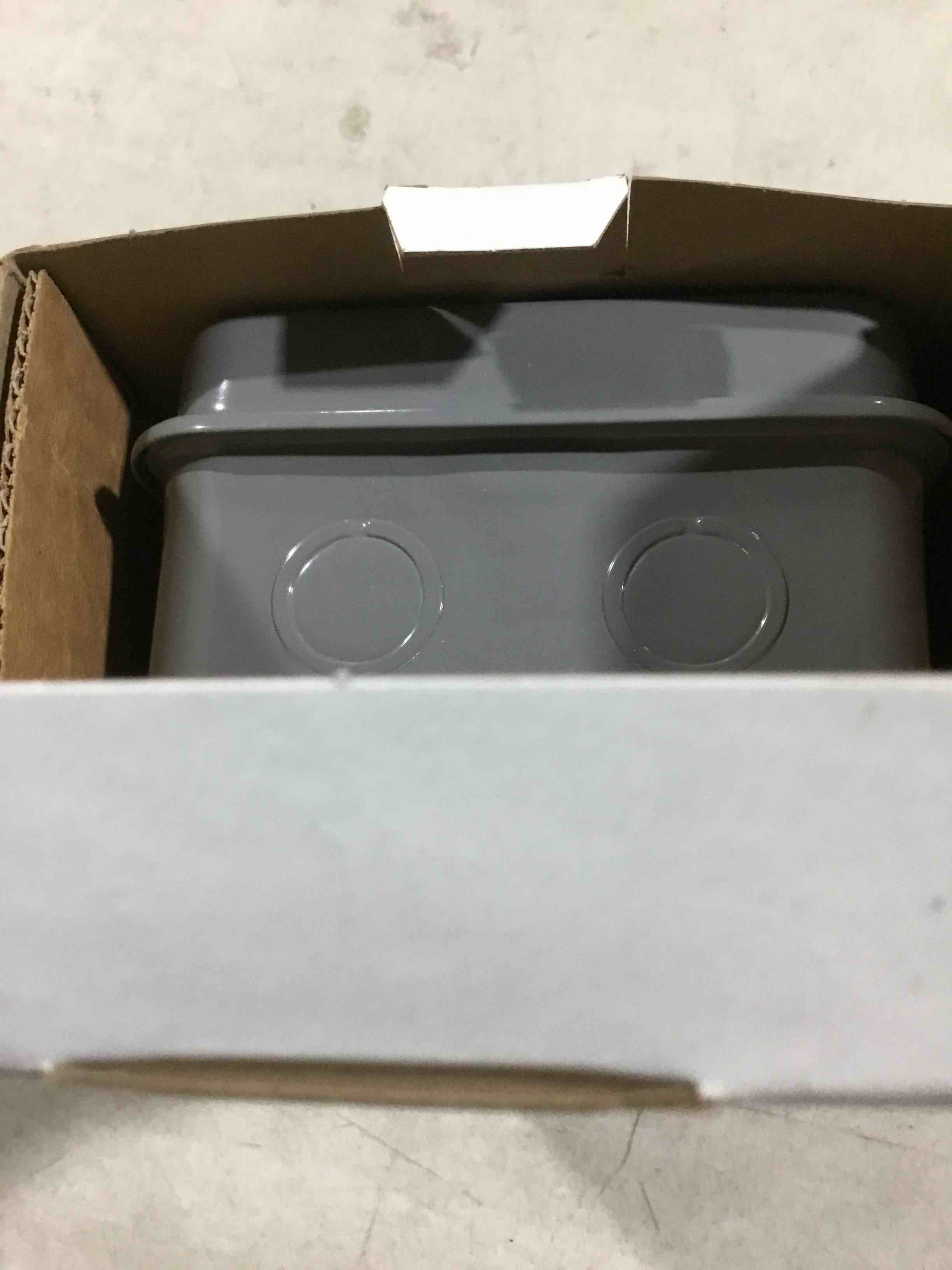 https://s3.amazonaws.com/lotting-images-prod/bidfta/RED6222895_1714421241062.jpeg