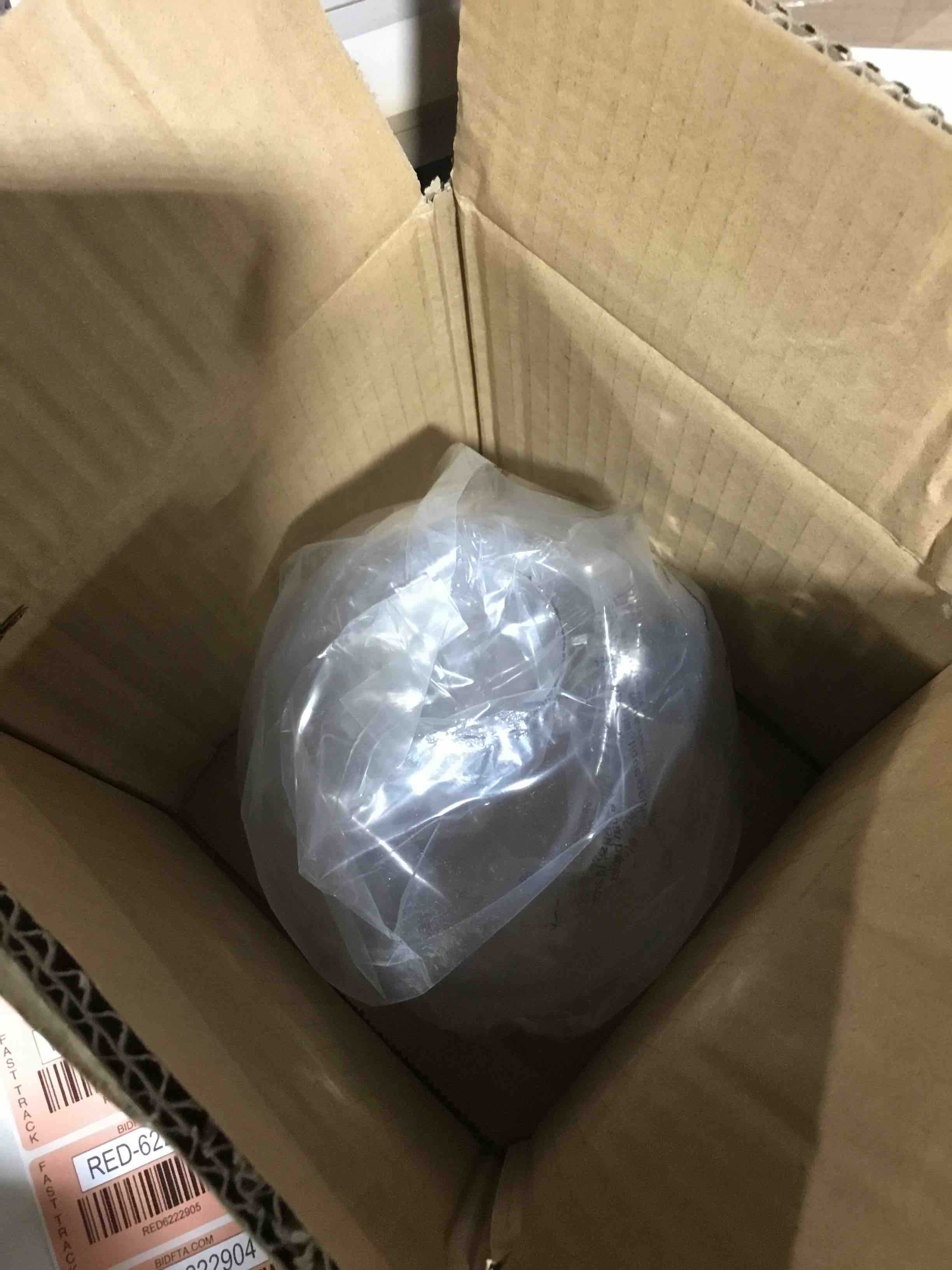 https://s3.amazonaws.com/lotting-images-prod/bidfta/RED6222904_1714576408021.jpeg