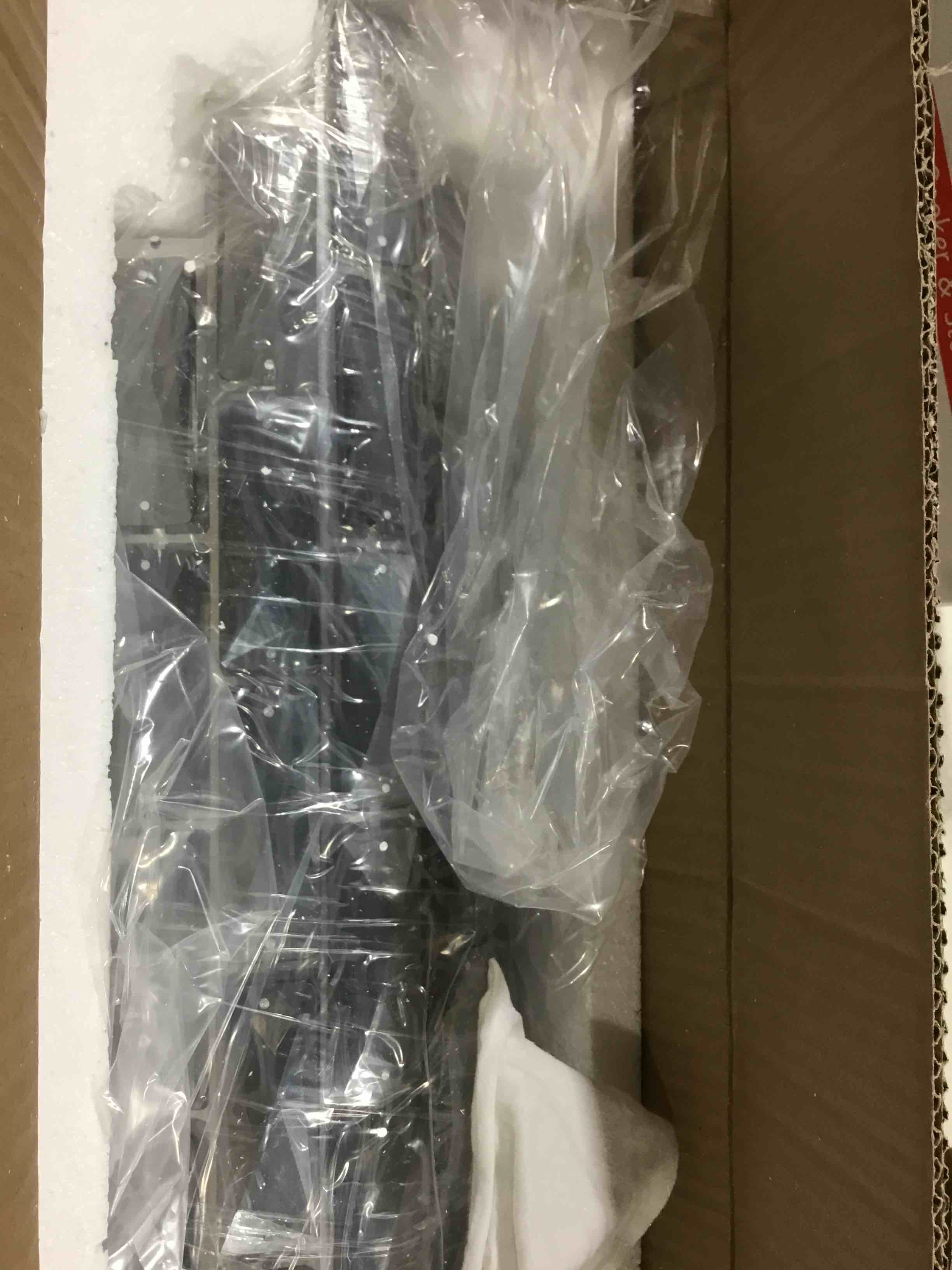 https://s3.amazonaws.com/lotting-images-prod/bidfta/RED6223304_1715175675167.jpeg
