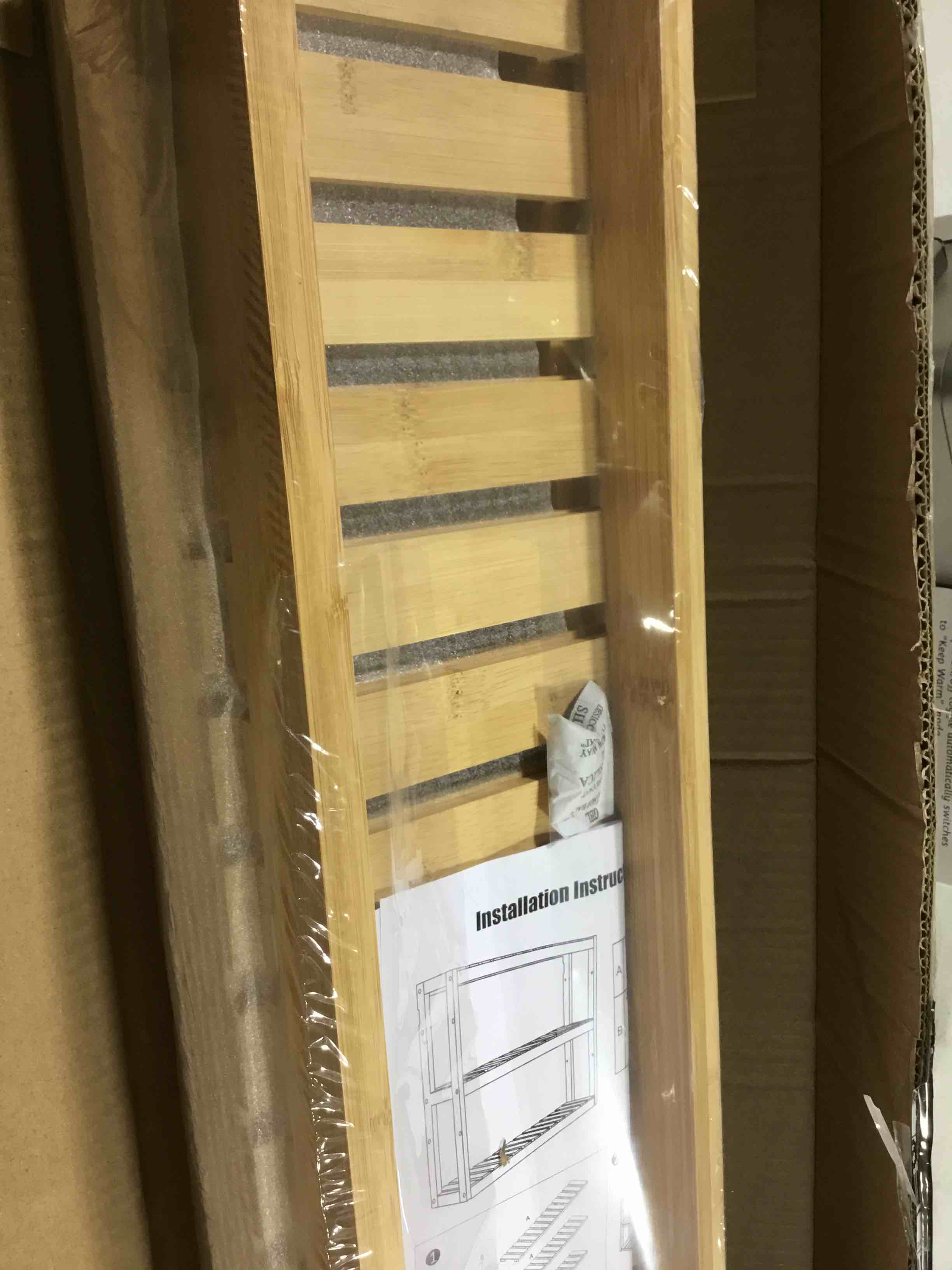 https://s3.amazonaws.com/lotting-images-prod/bidfta/RED6223305_1715175769606.jpeg