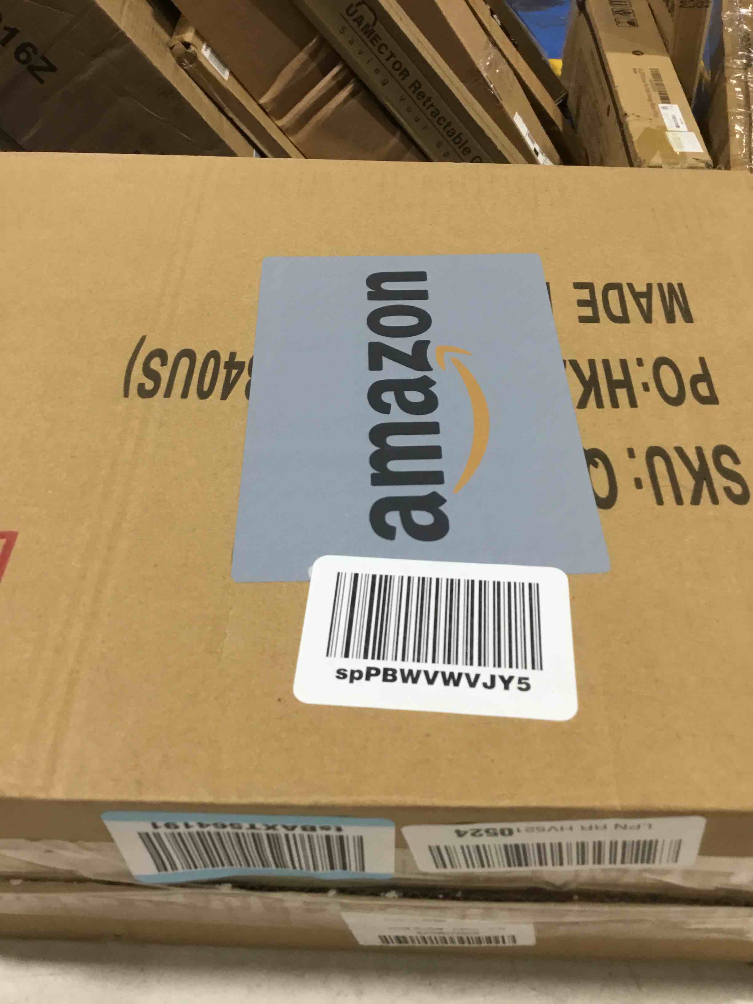 https://s3.amazonaws.com/lotting-images-prod/bidfta/RED6223324_1715178773419.jpeg