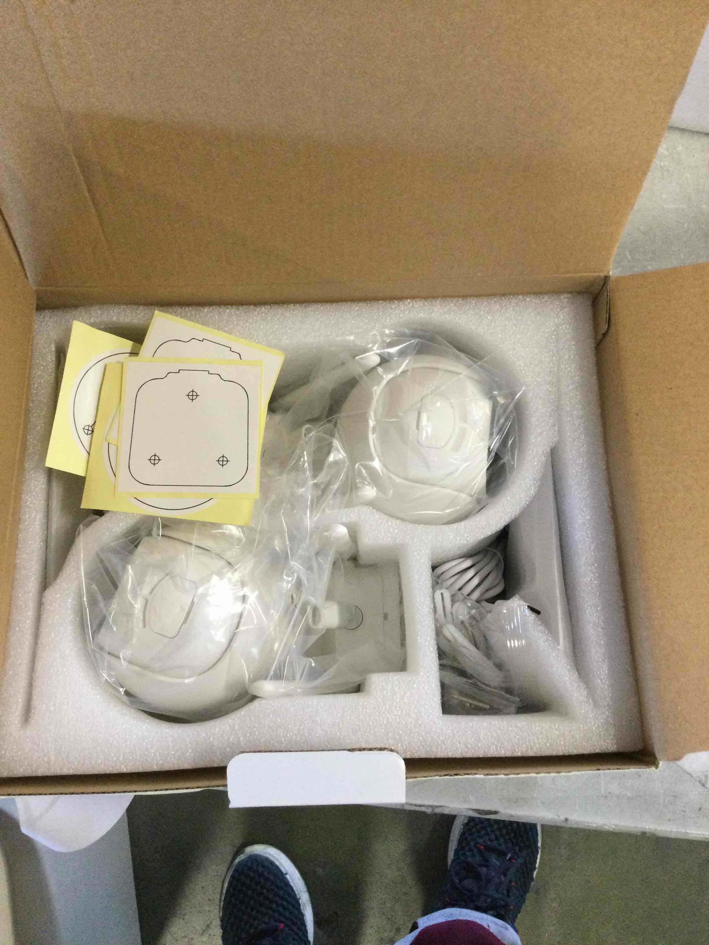 https://s3.amazonaws.com/lotting-images-prod/bidfta/RED6223950_1714052416917.jpeg