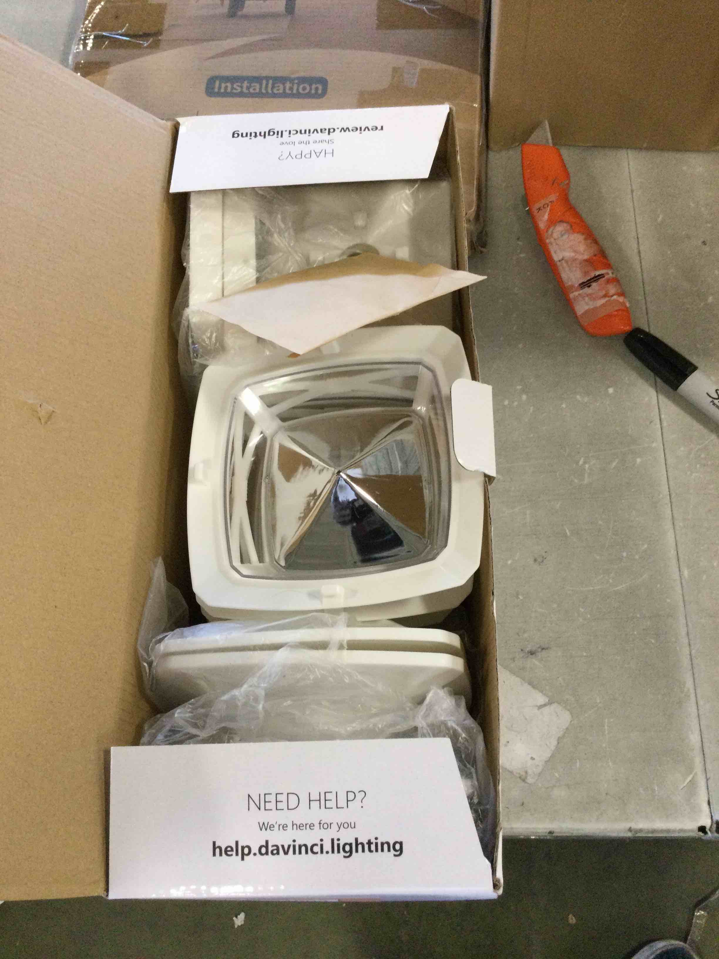https://s3.amazonaws.com/lotting-images-prod/bidfta/RED6224003_1714058949027.jpeg