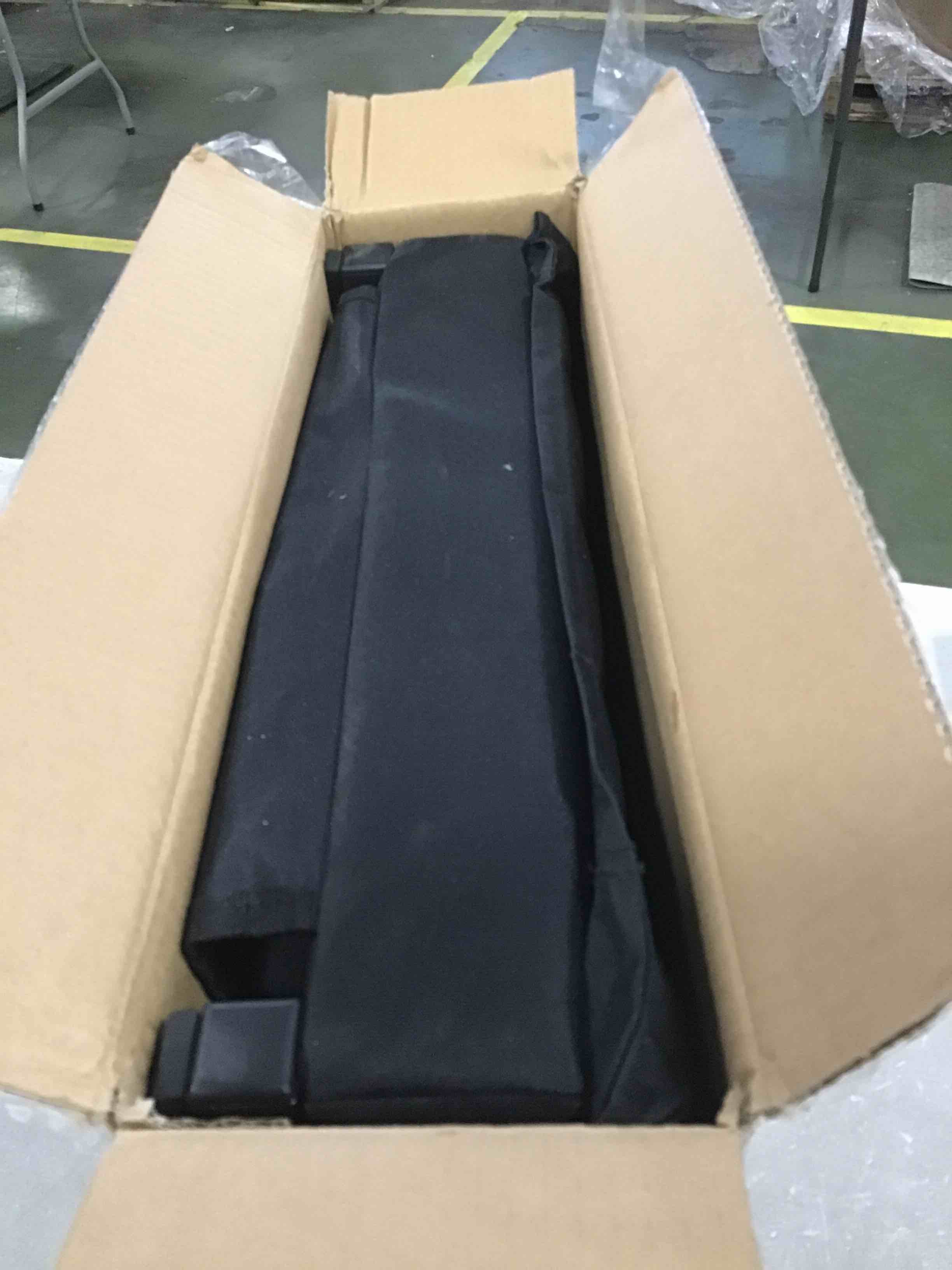 https://s3.amazonaws.com/lotting-images-prod/bidfta/RED6224335_1714216405979.jpeg