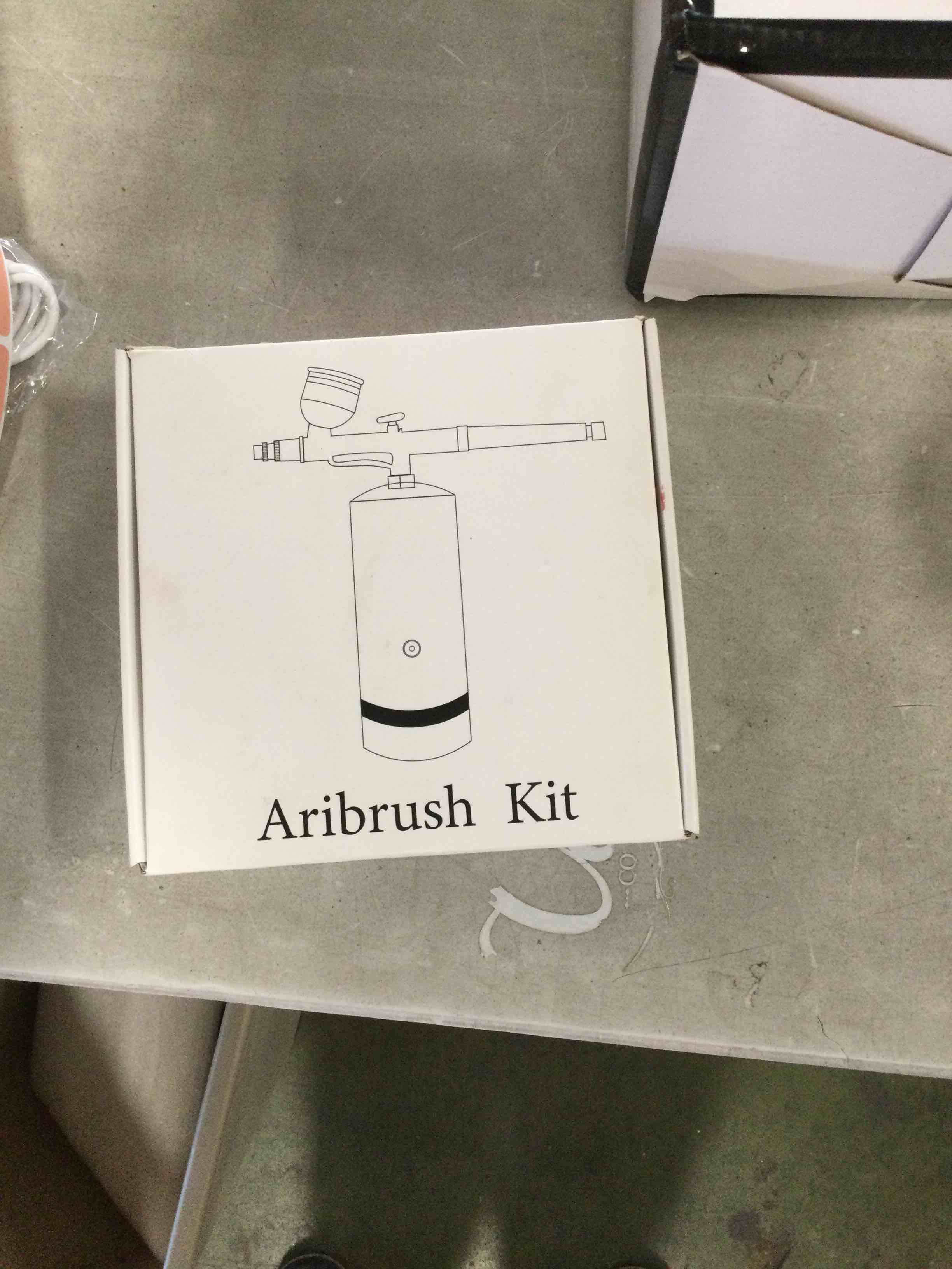 https://s3.amazonaws.com/lotting-images-prod/bidfta/RED6224509_1714393928662.jpeg