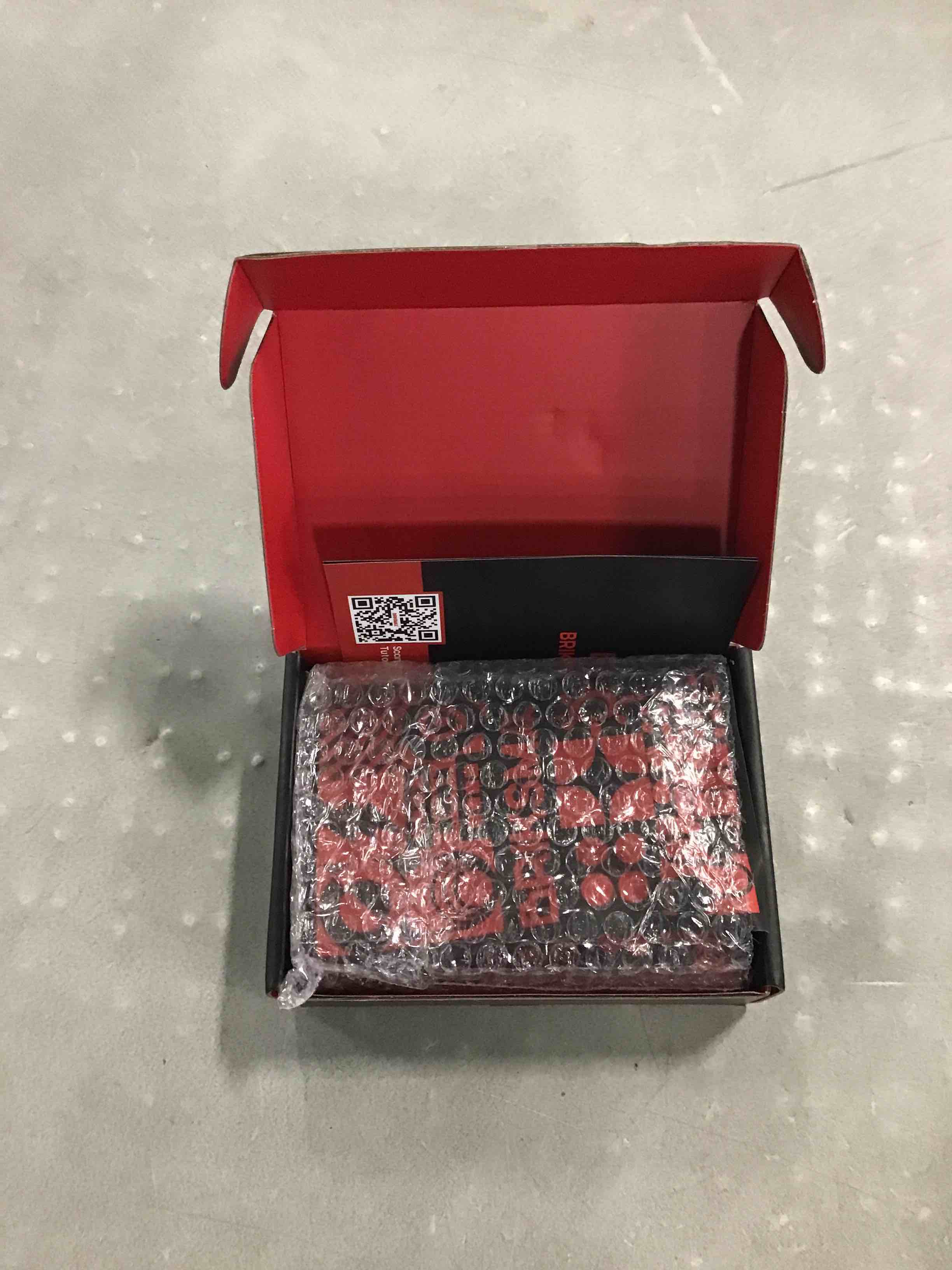 https://s3.amazonaws.com/lotting-images-prod/bidfta/RED6225061_1715256793063.jpeg