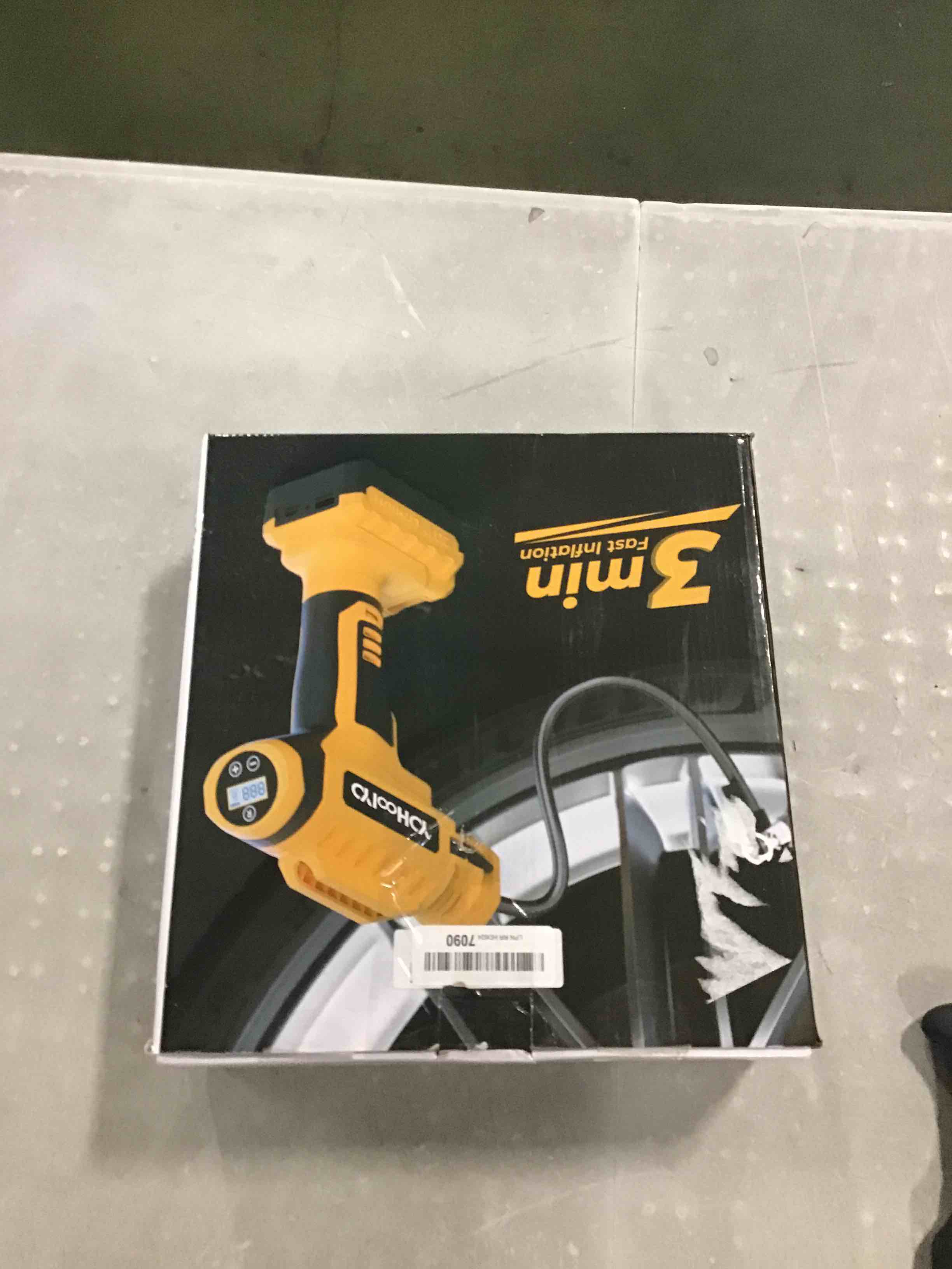 https://s3.amazonaws.com/lotting-images-prod/bidfta/RED6225152_1715262995315.jpeg