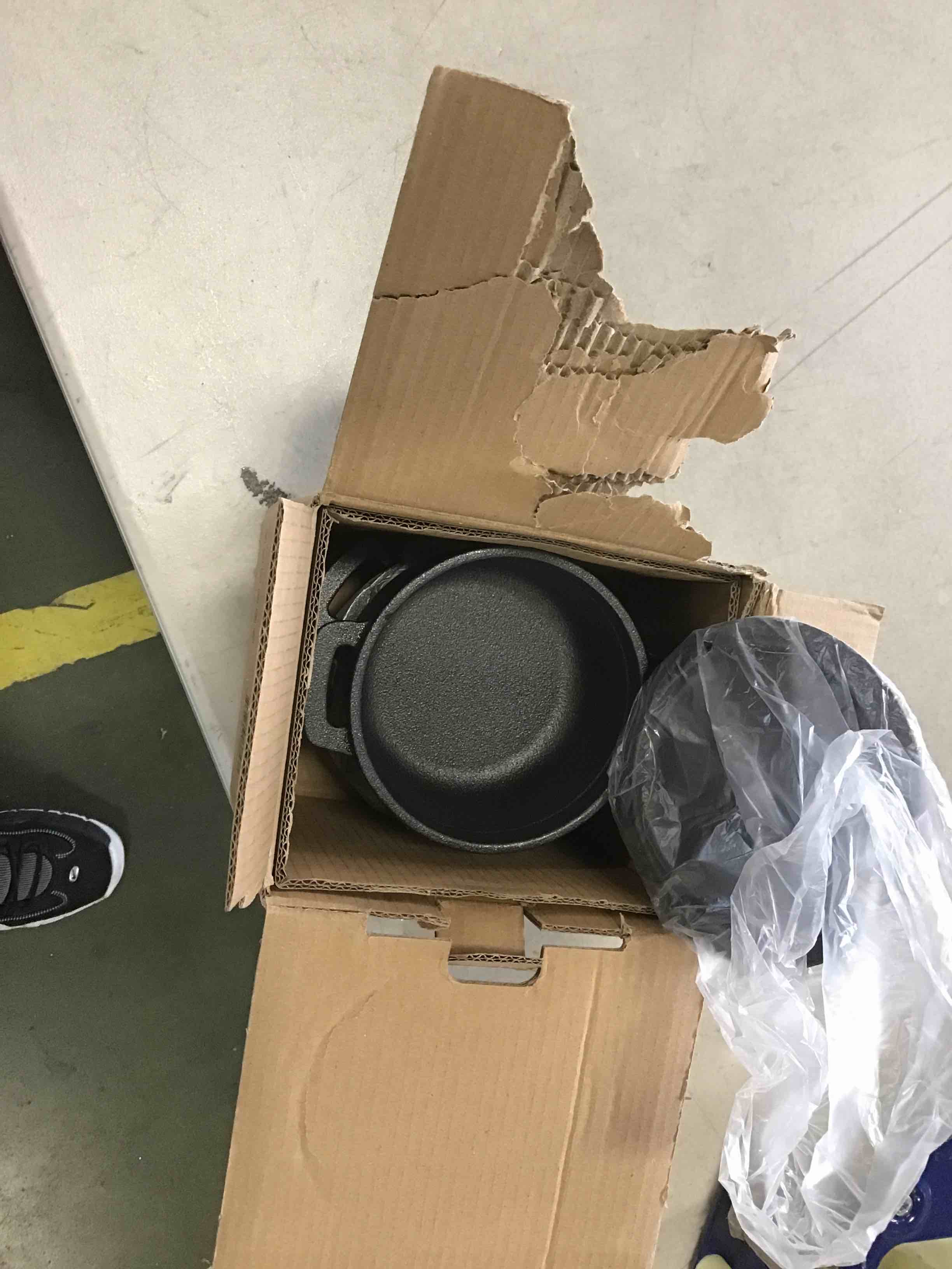 https://s3.amazonaws.com/lotting-images-prod/bidfta/RED6225881_1713882487218.jpeg