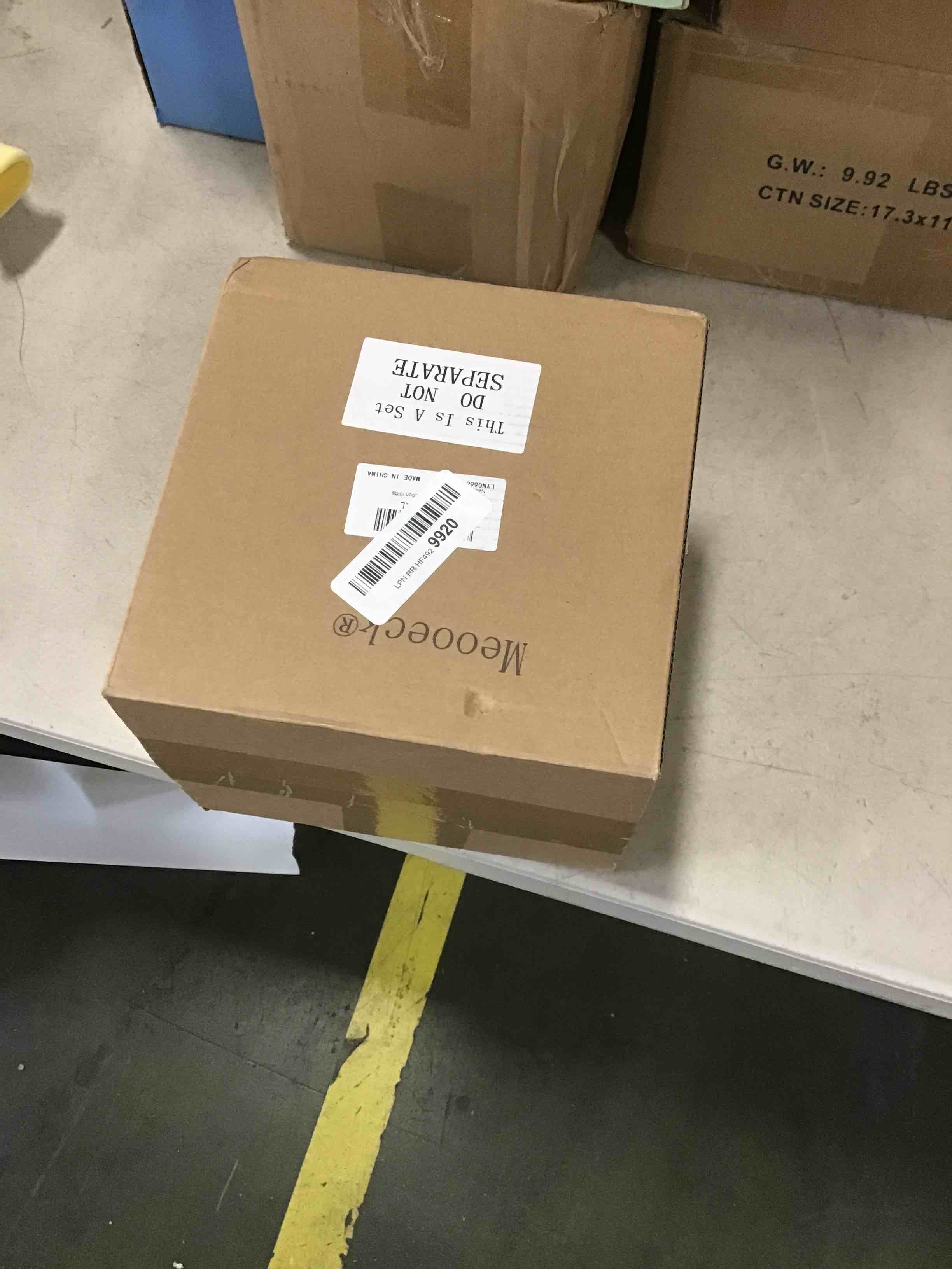 https://s3.amazonaws.com/lotting-images-prod/bidfta/RED6226006_1713891897745.jpeg