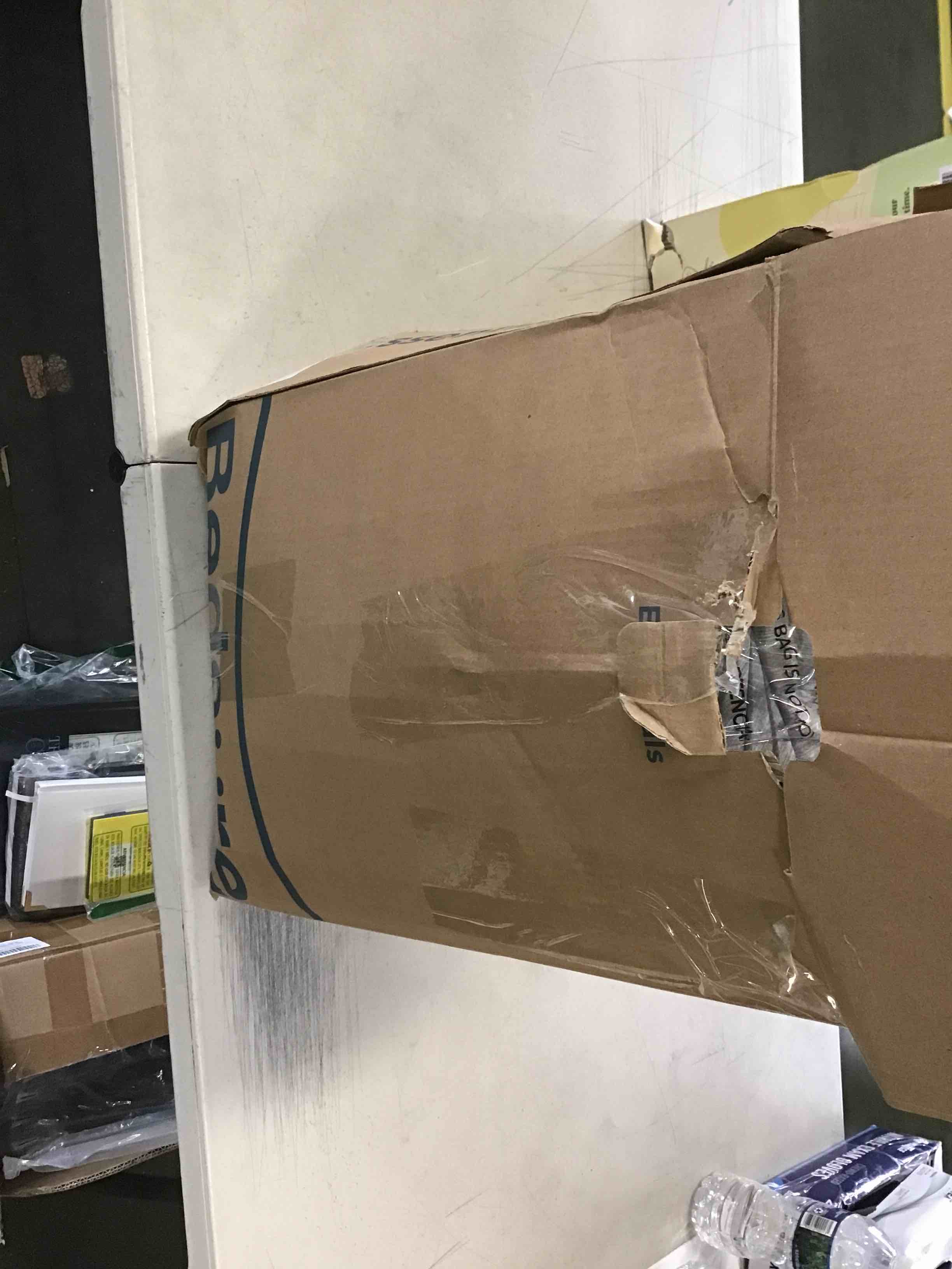 https://s3.amazonaws.com/lotting-images-prod/bidfta/RED6226089_1713897844850.jpeg