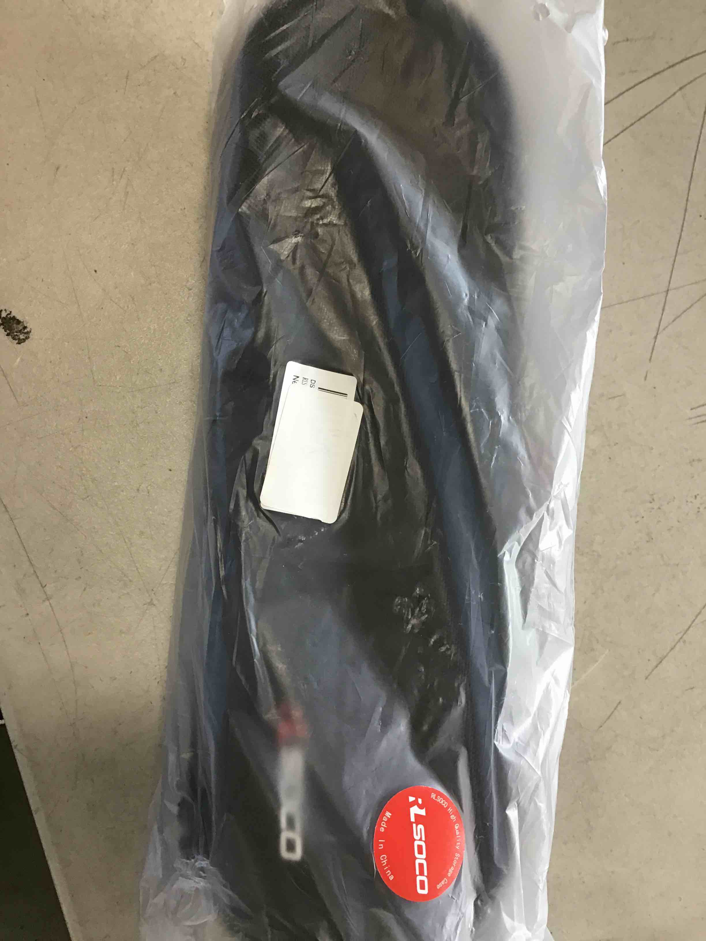 https://s3.amazonaws.com/lotting-images-prod/bidfta/RED6226559_1714395272618.jpeg