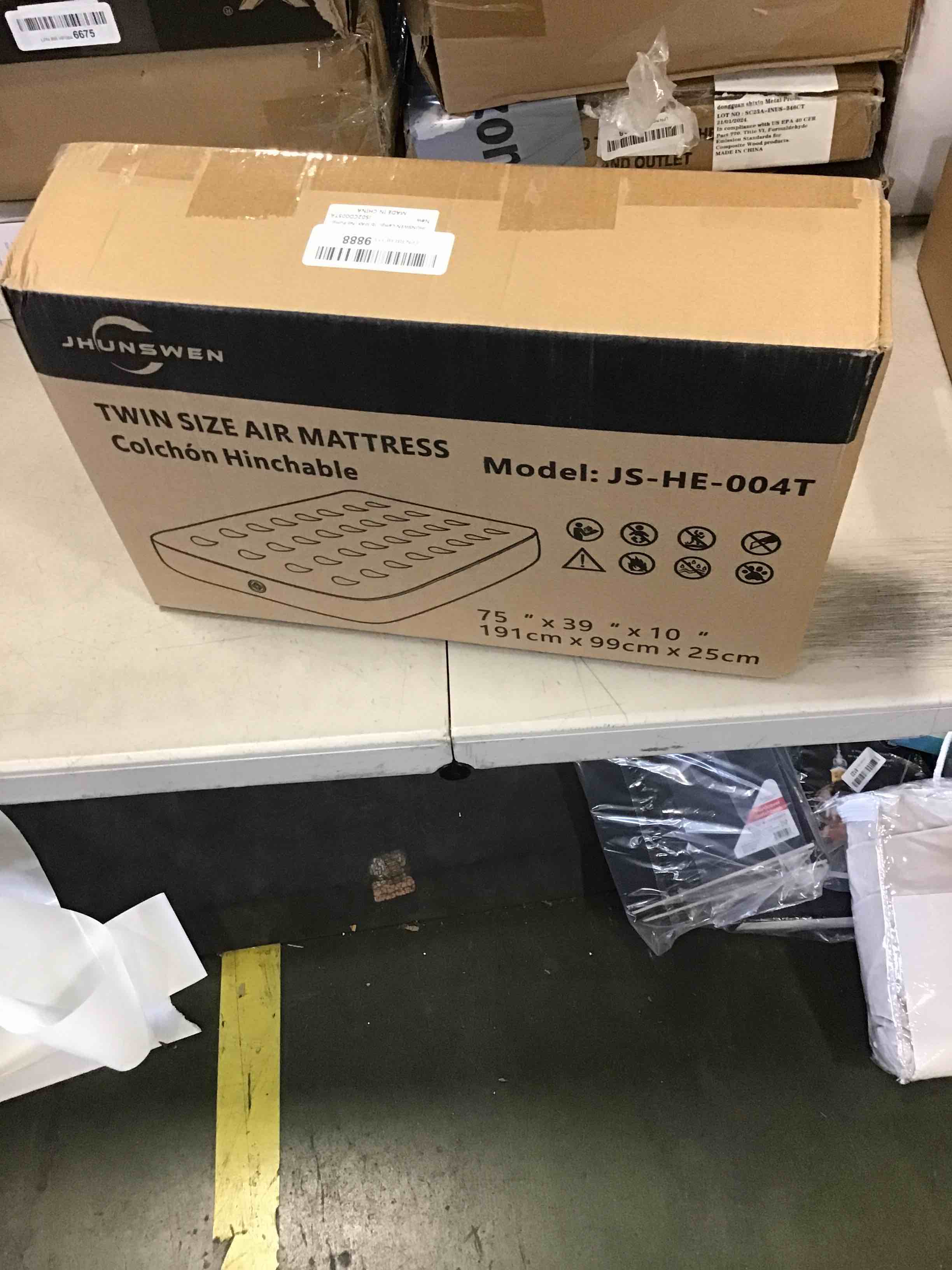 https://s3.amazonaws.com/lotting-images-prod/bidfta/RED6226580_1714396566735.jpeg