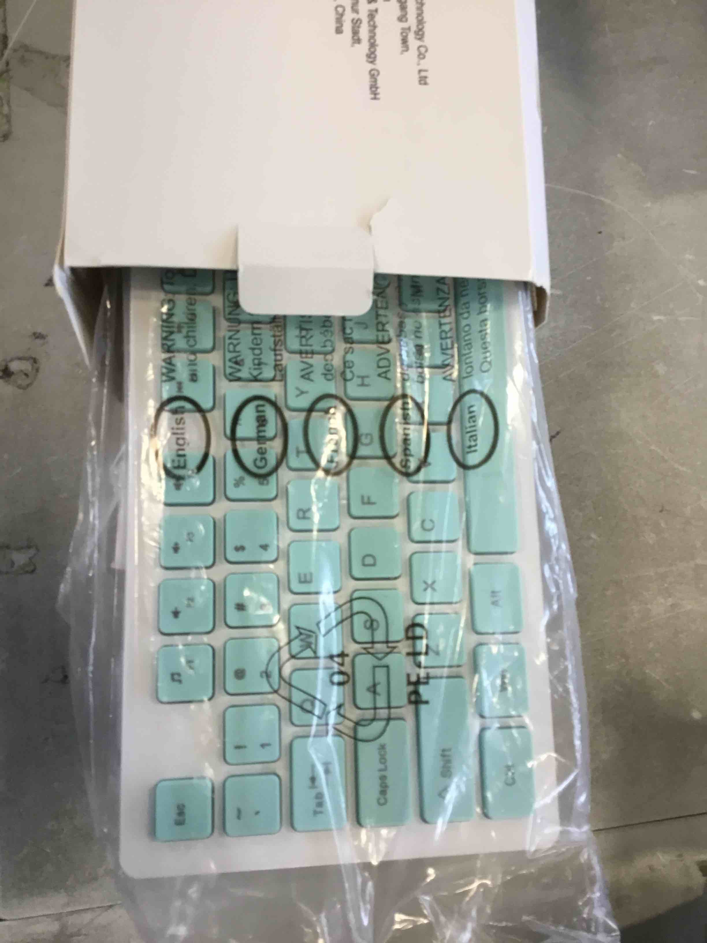 https://s3.amazonaws.com/lotting-images-prod/bidfta/RED6227462_1713194877190.jpeg