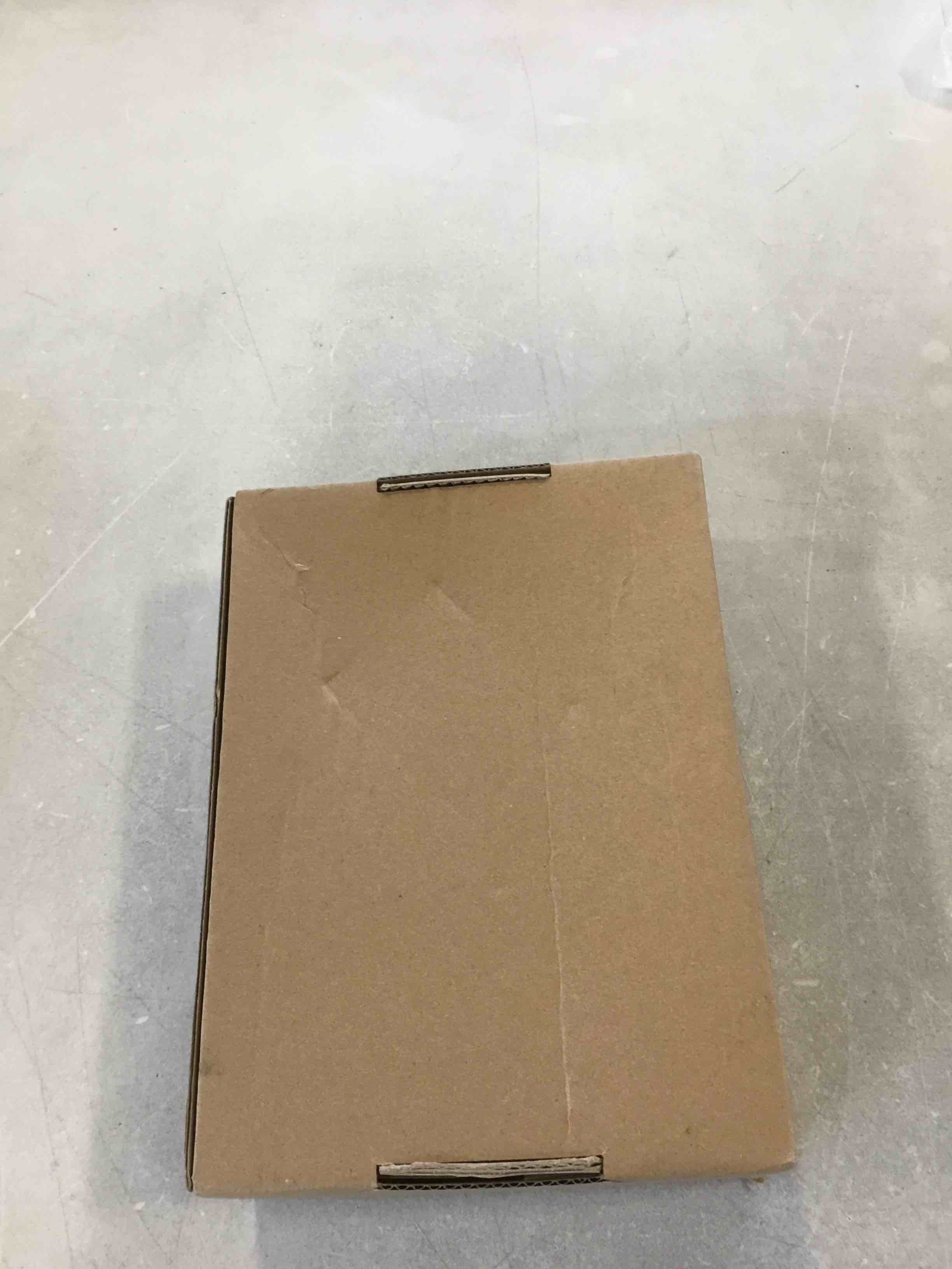 https://s3.amazonaws.com/lotting-images-prod/bidfta/RED6227533_1713202720044.jpeg